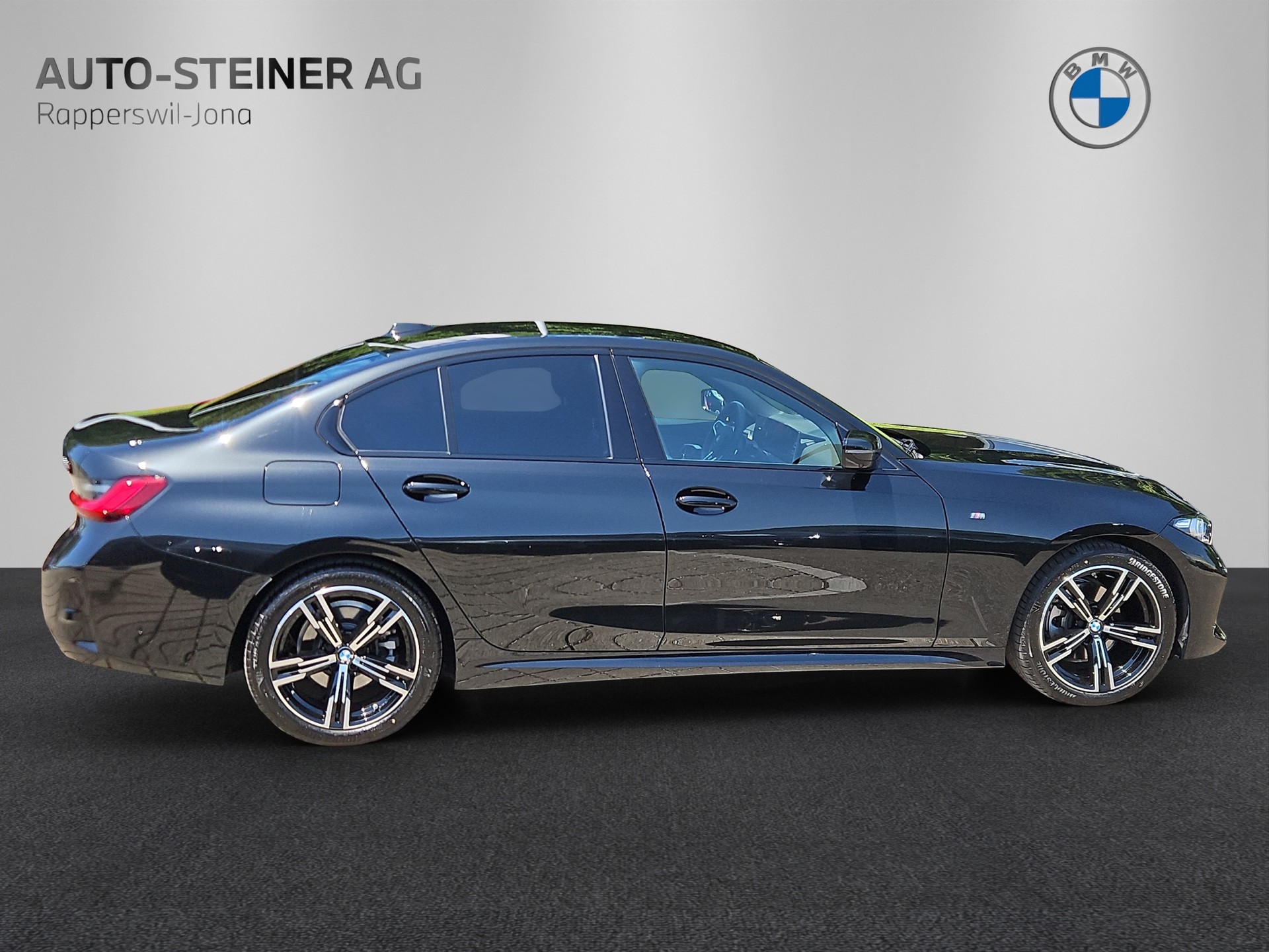 BMW 320d xDrive 48V Steptronic M Sport-image-5
