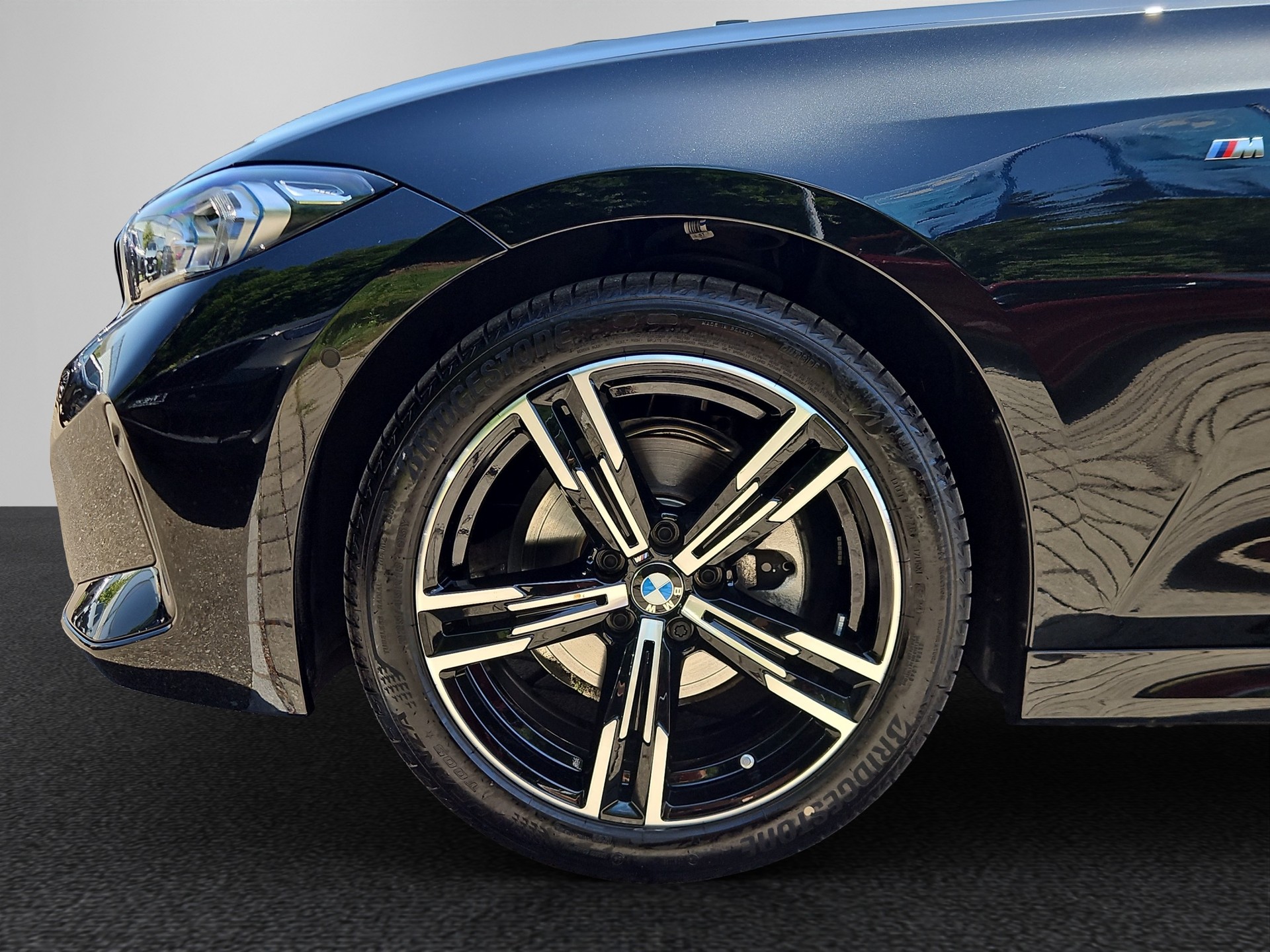BMW 320d xDrive 48V Steptronic M Sport-image-8