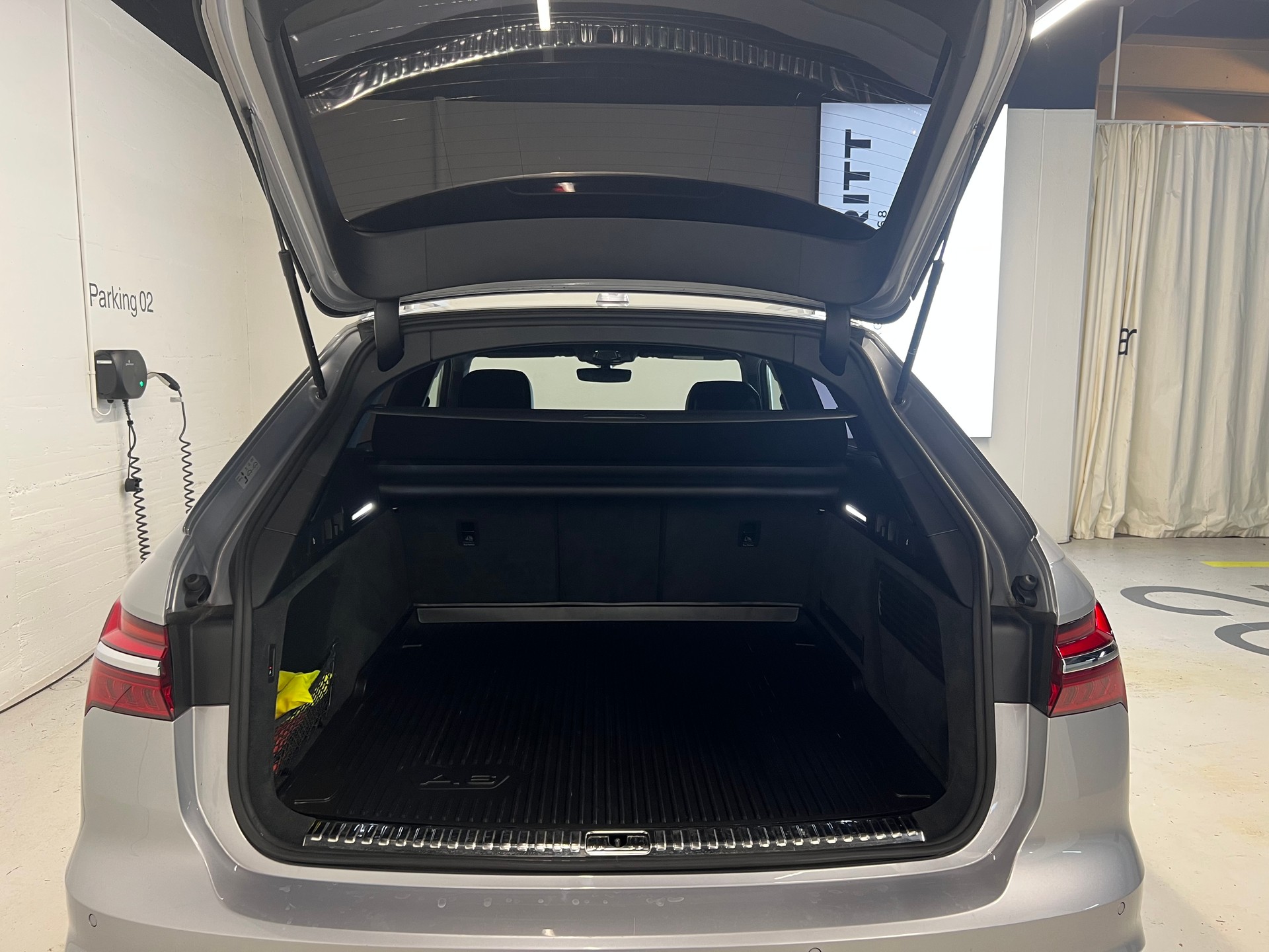 AUDI A6 Allroad 3.0 45 TDI quattro S-Tronic-image-11