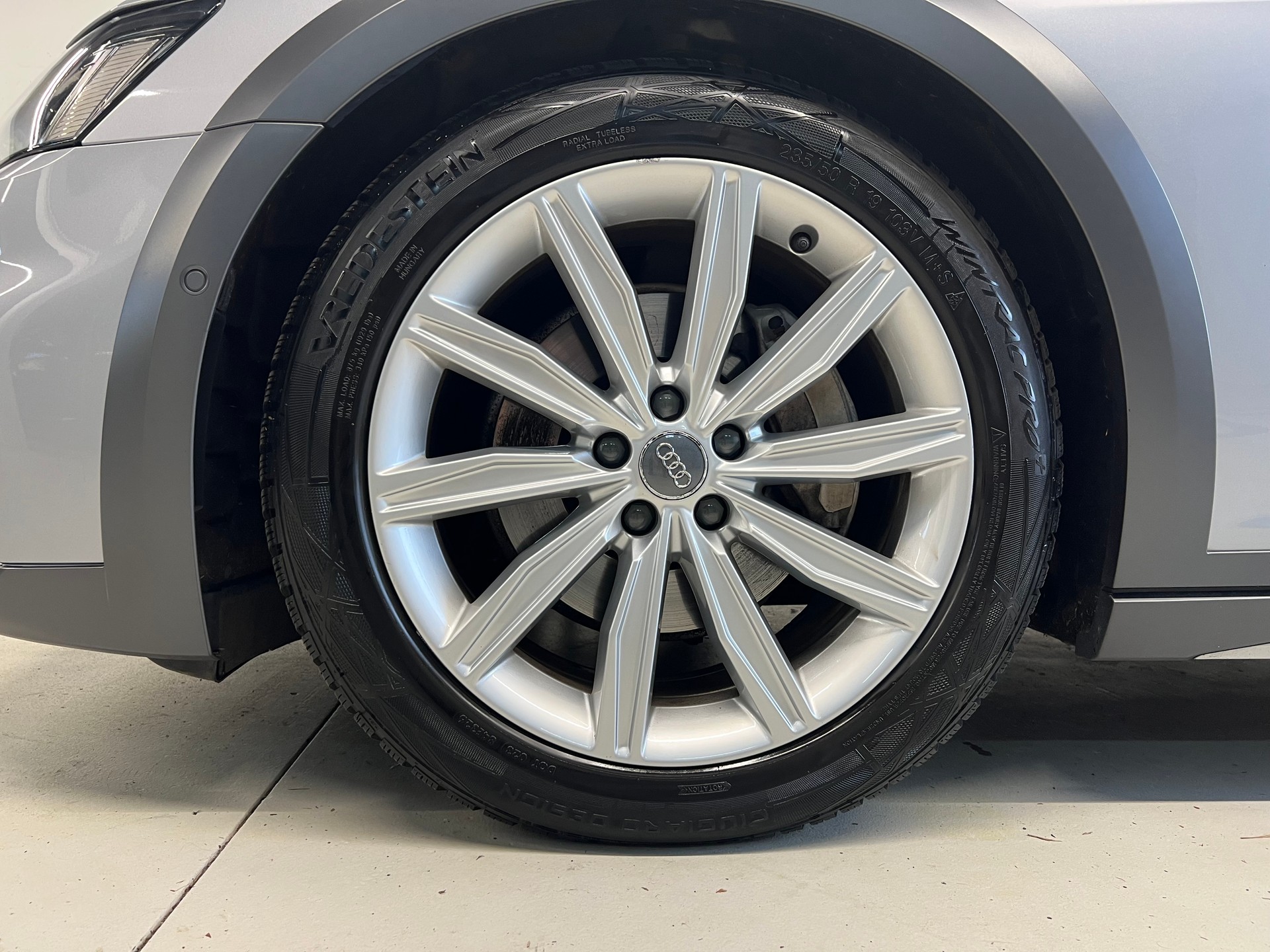 AUDI A6 Allroad 3.0 45 TDI quattro S-Tronic-image-10