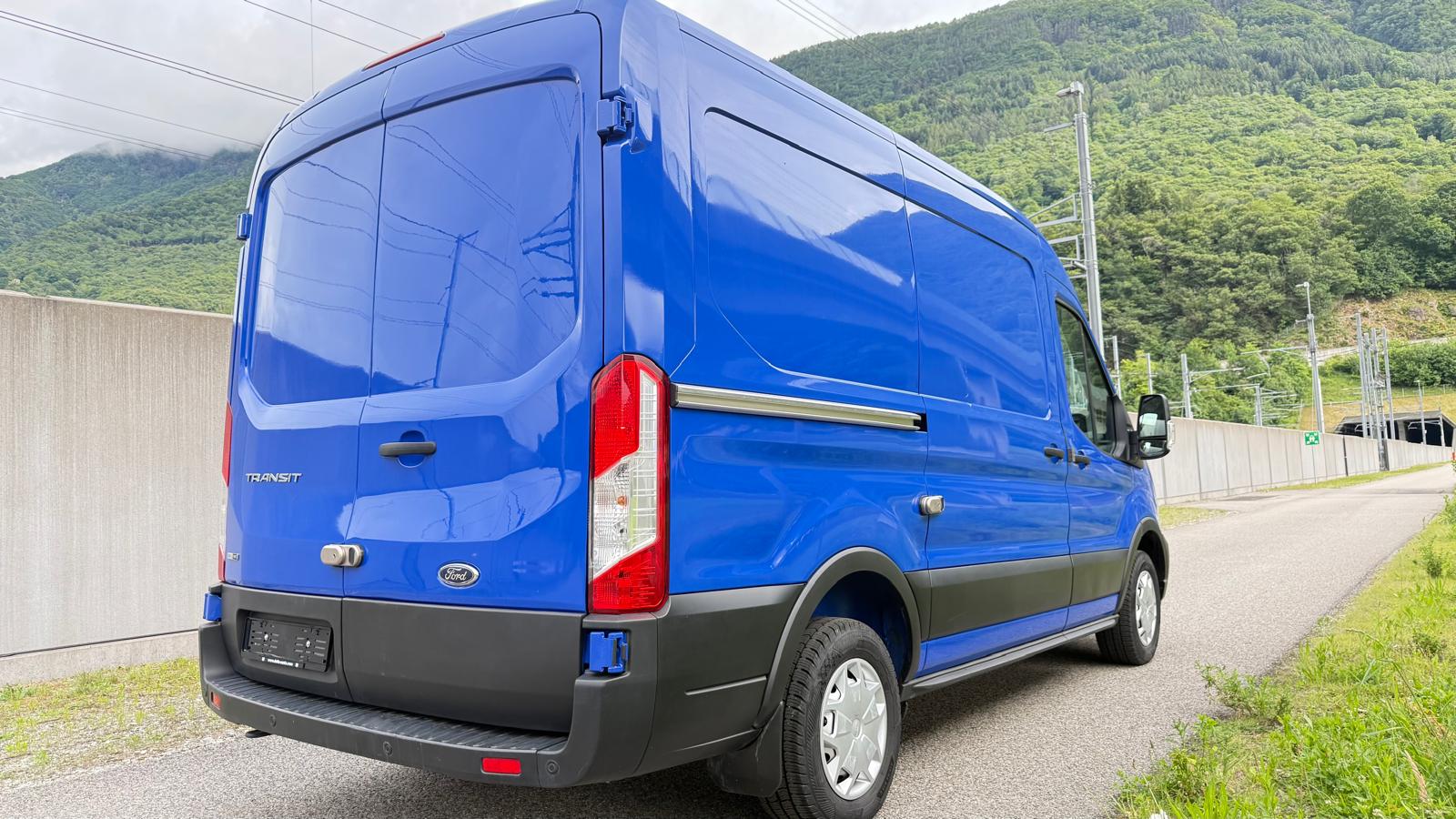 FORD Transit Van 290 L2 Trend 2.0 TDCi 130 HEV FWD-image-2