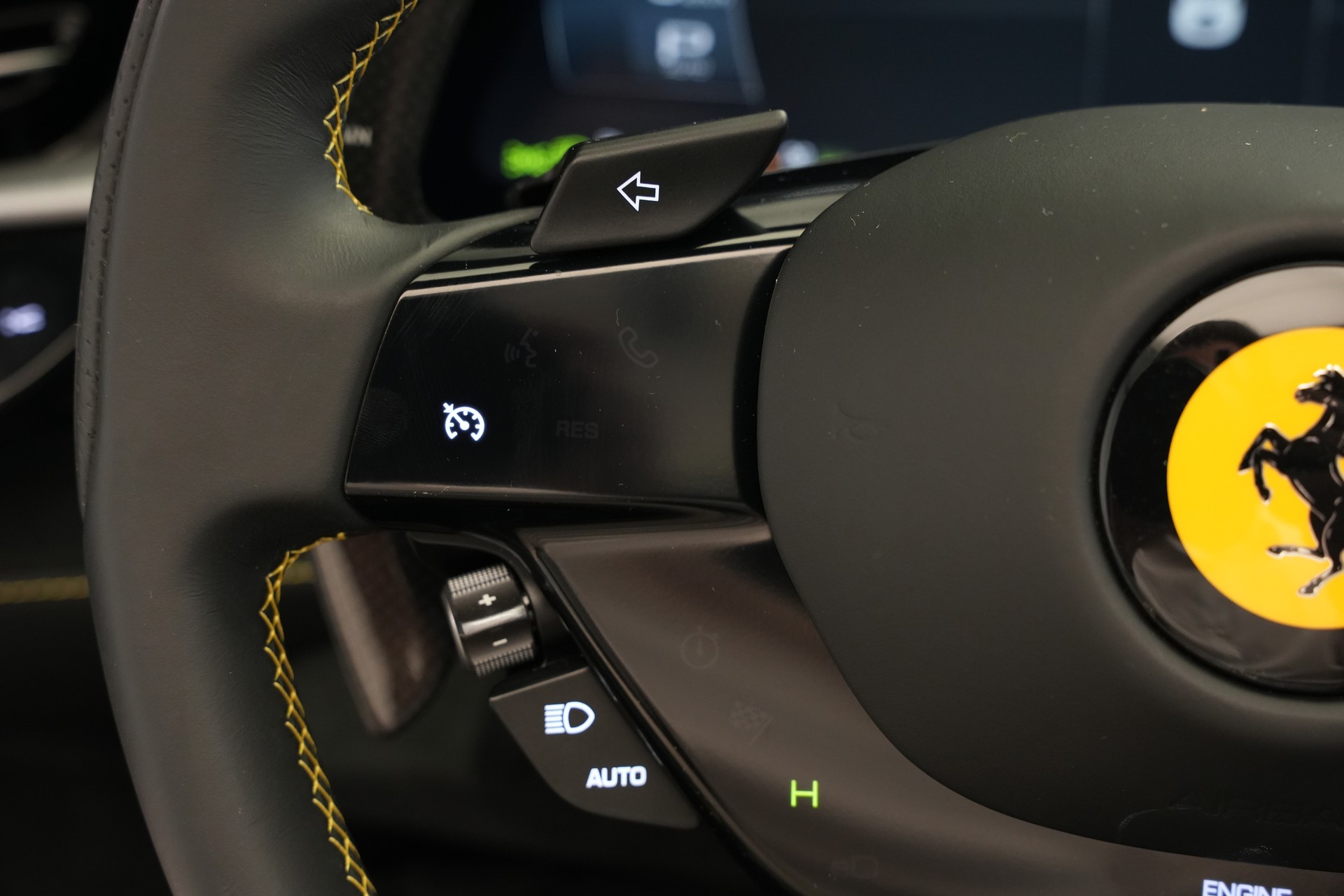 FERRARI SF90 Spider *Nero Daytona*-image-26