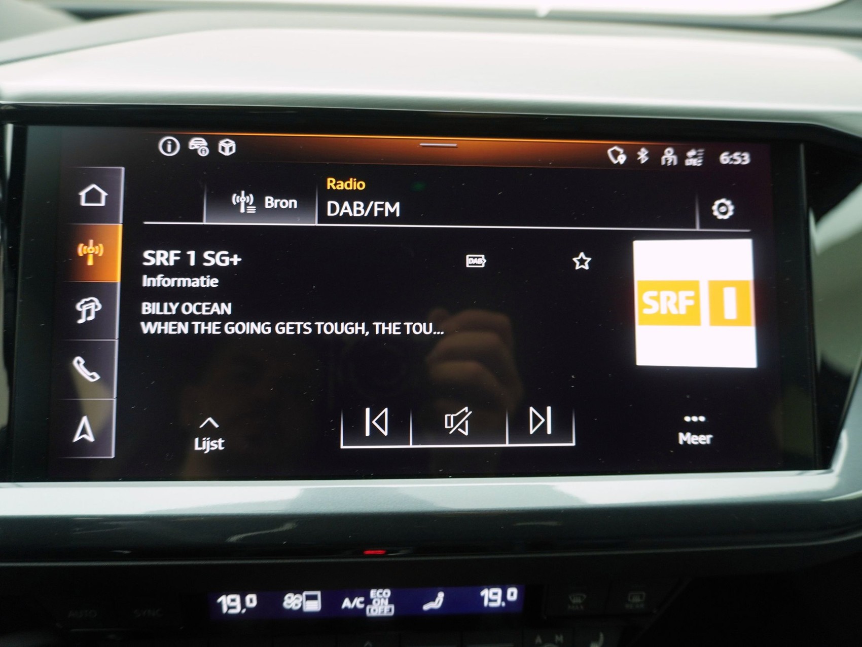 AUDI Q4 e-tron 55 S line quattro **Audi Werksgarantie bis 05/2030**-image-22