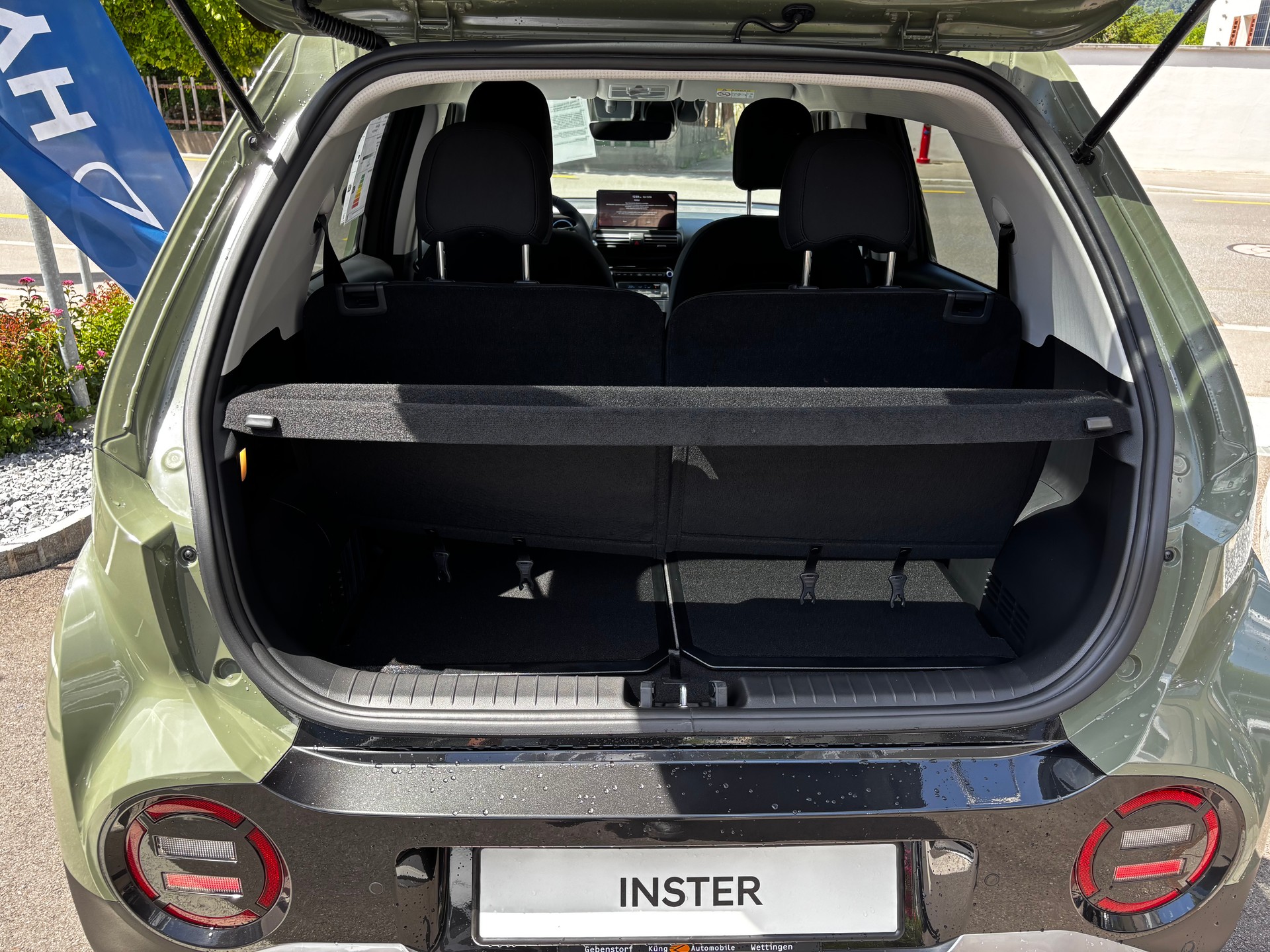 HYUNDAI Inster 49kWh Amplia-image-12