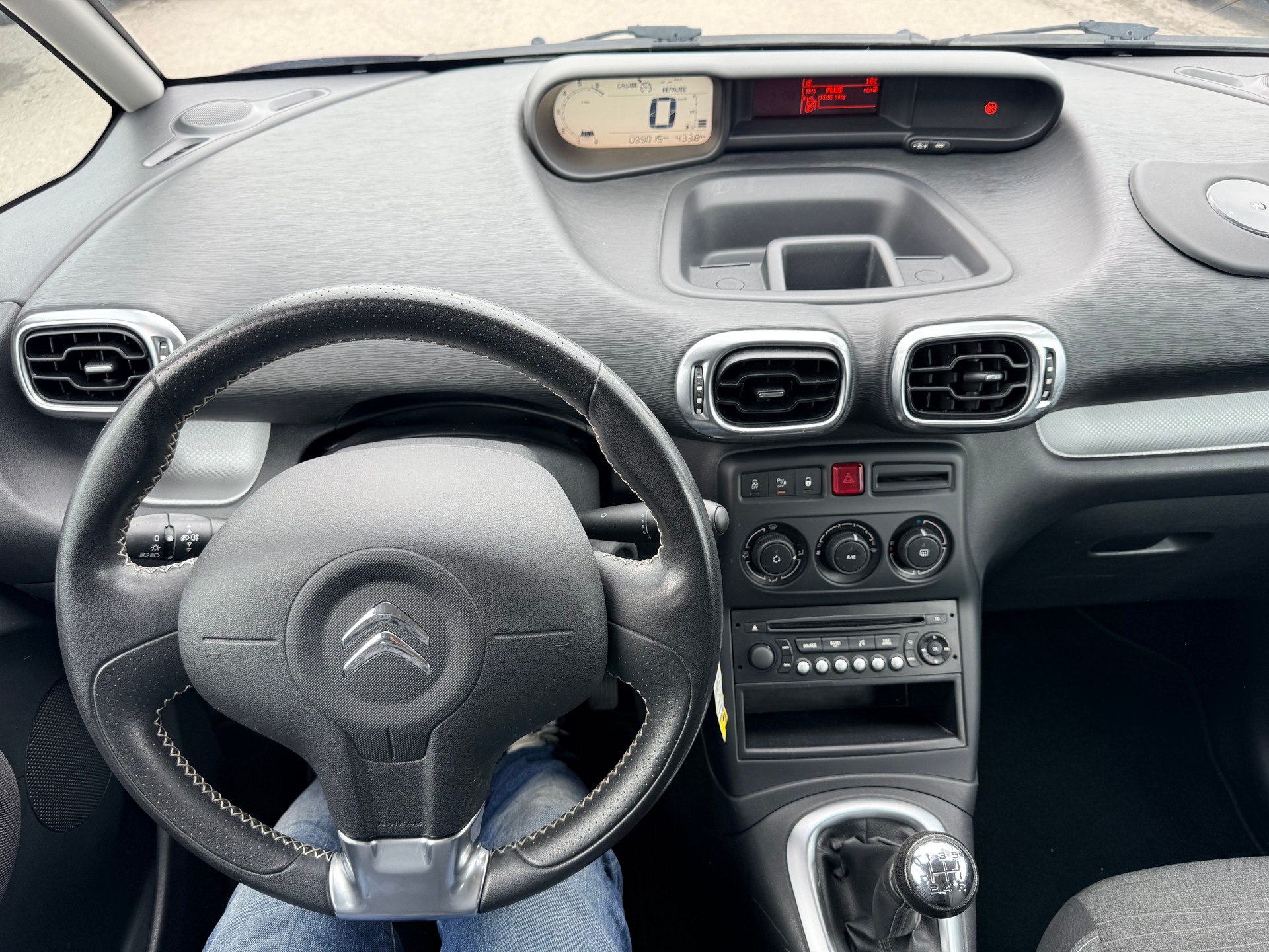 CITROEN C3 Picasso 1.2 Pure Tech Feel Edition-image-13