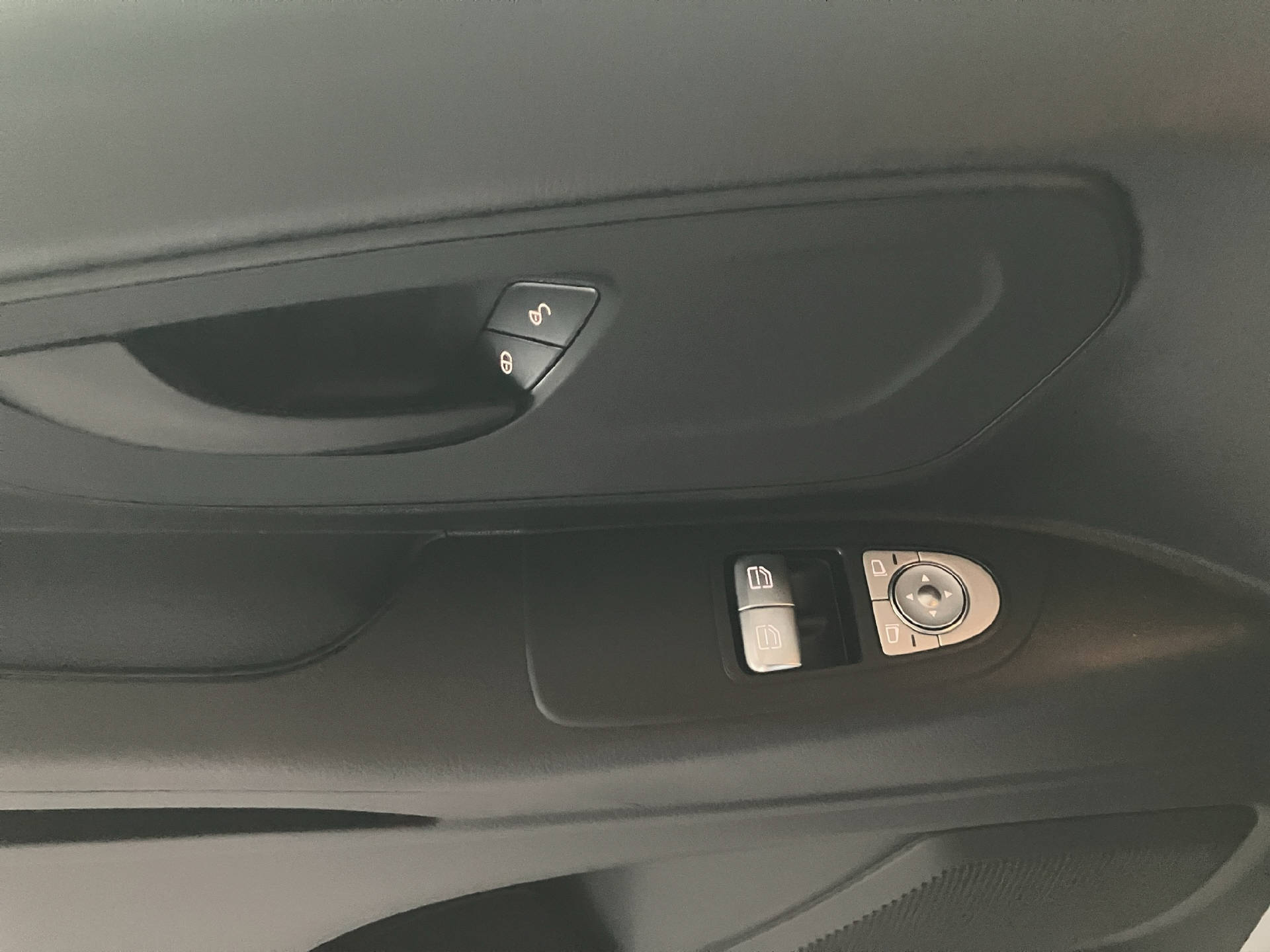 MERCEDES-BENZ Vito 114 CDI KA Worker L 4M II-image-11