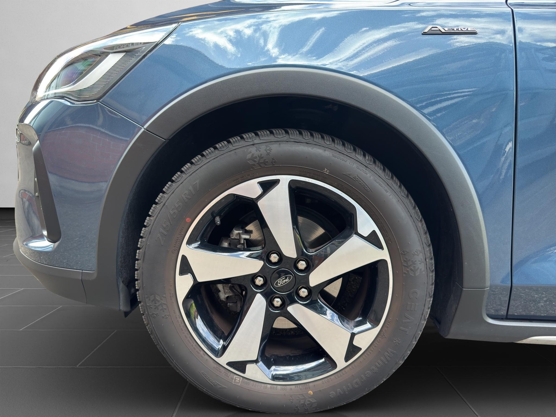 FORD Focus 1.0i EcoB Hybrid 155 Active X-image-19