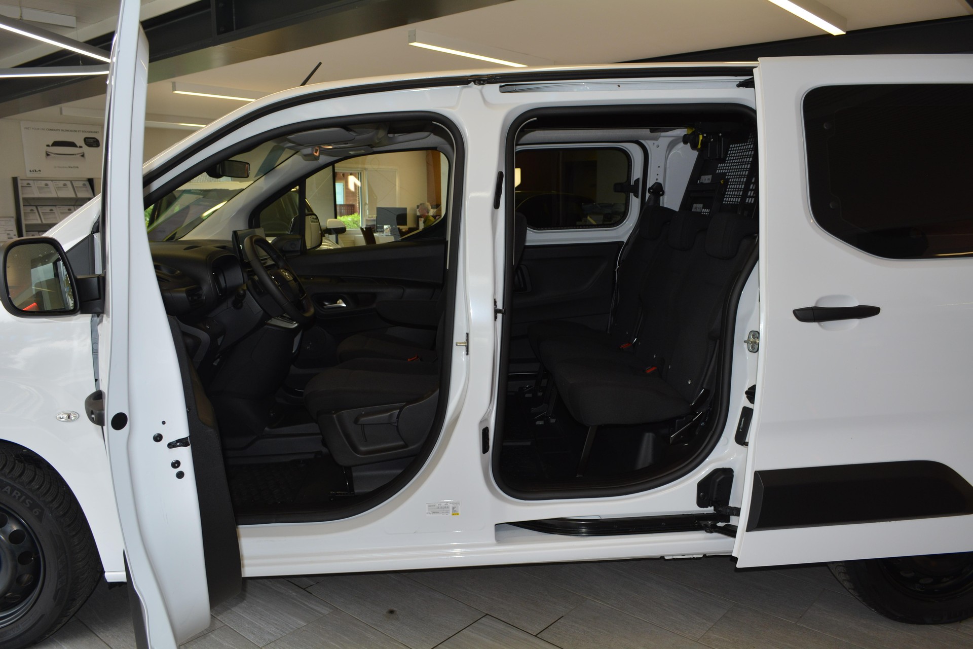 OPEL Combo Cargo Crew 2.4 t XL 1.5 D S/S-image-8