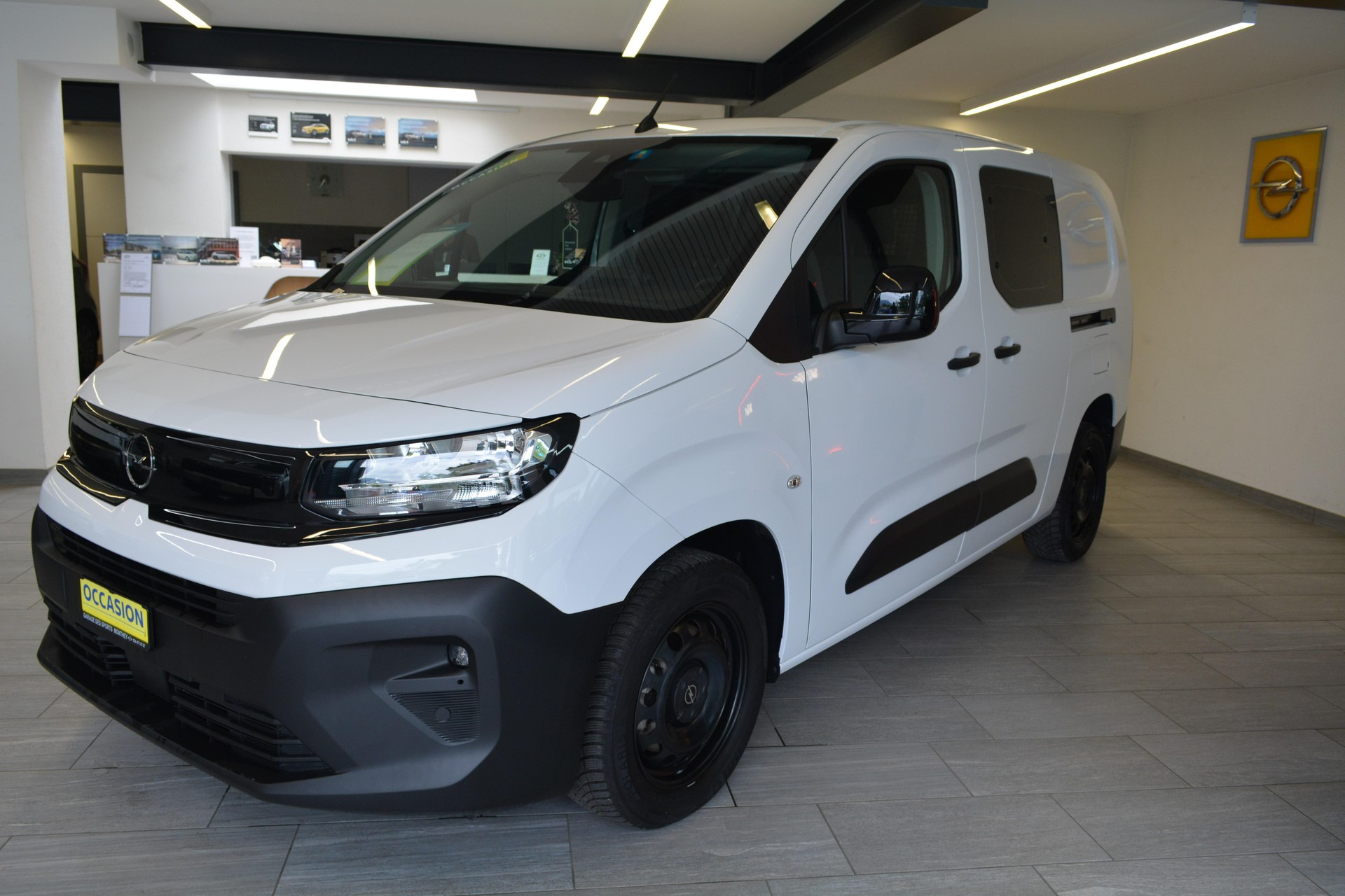 OPEL Combo Cargo Crew 2.4 t XL 1.5 D S/S-image-1