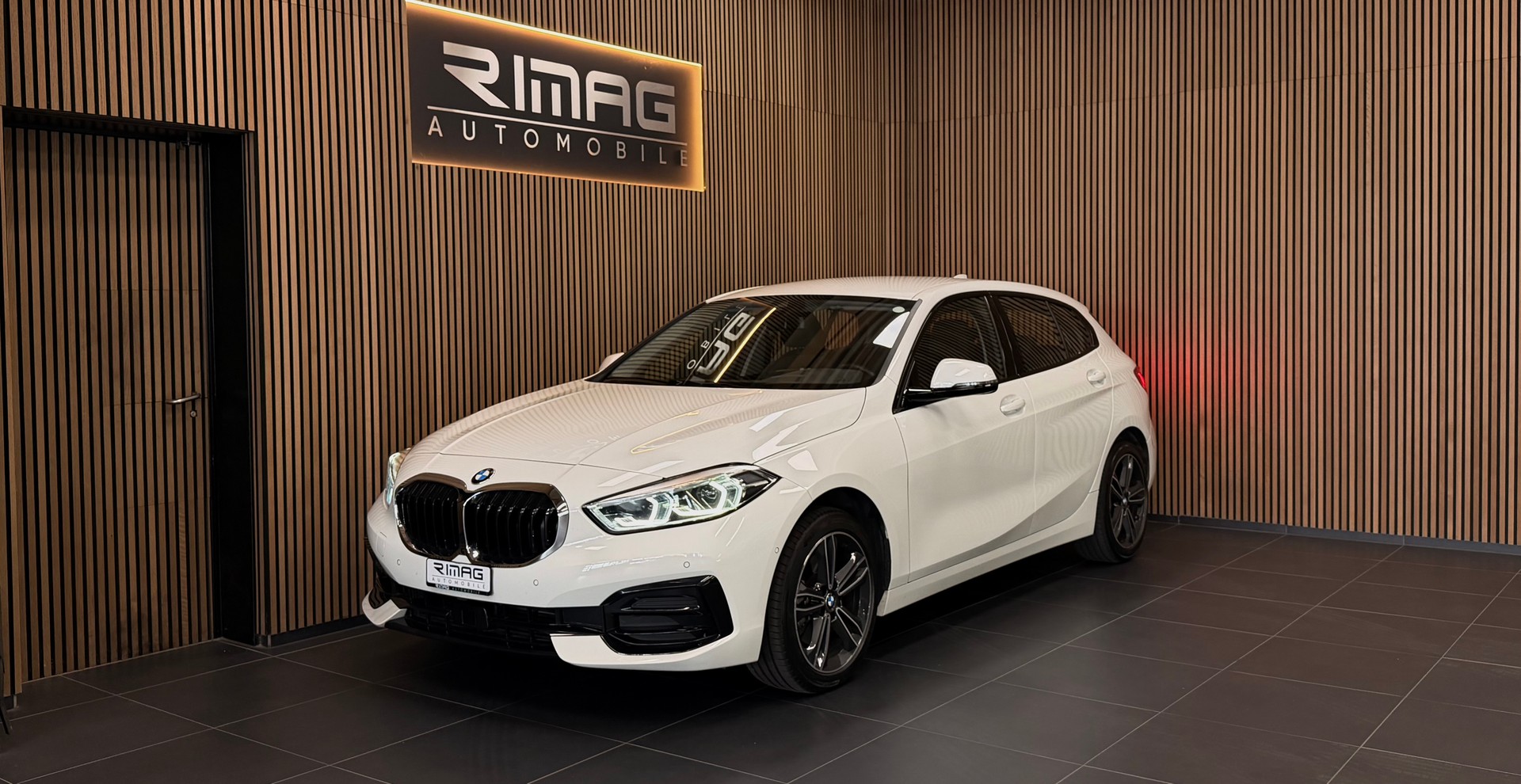 BMW 118i Sport Line Steptronic | Frisch ab MFK | Ab Service | Garantie-image-6