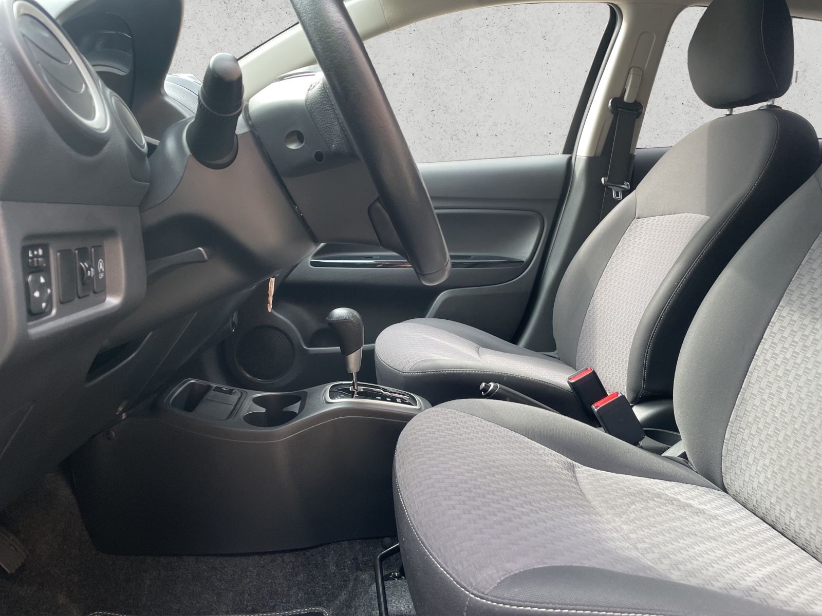 MITSUBISHI Space Star 1.2 MIVEC Value-image-8