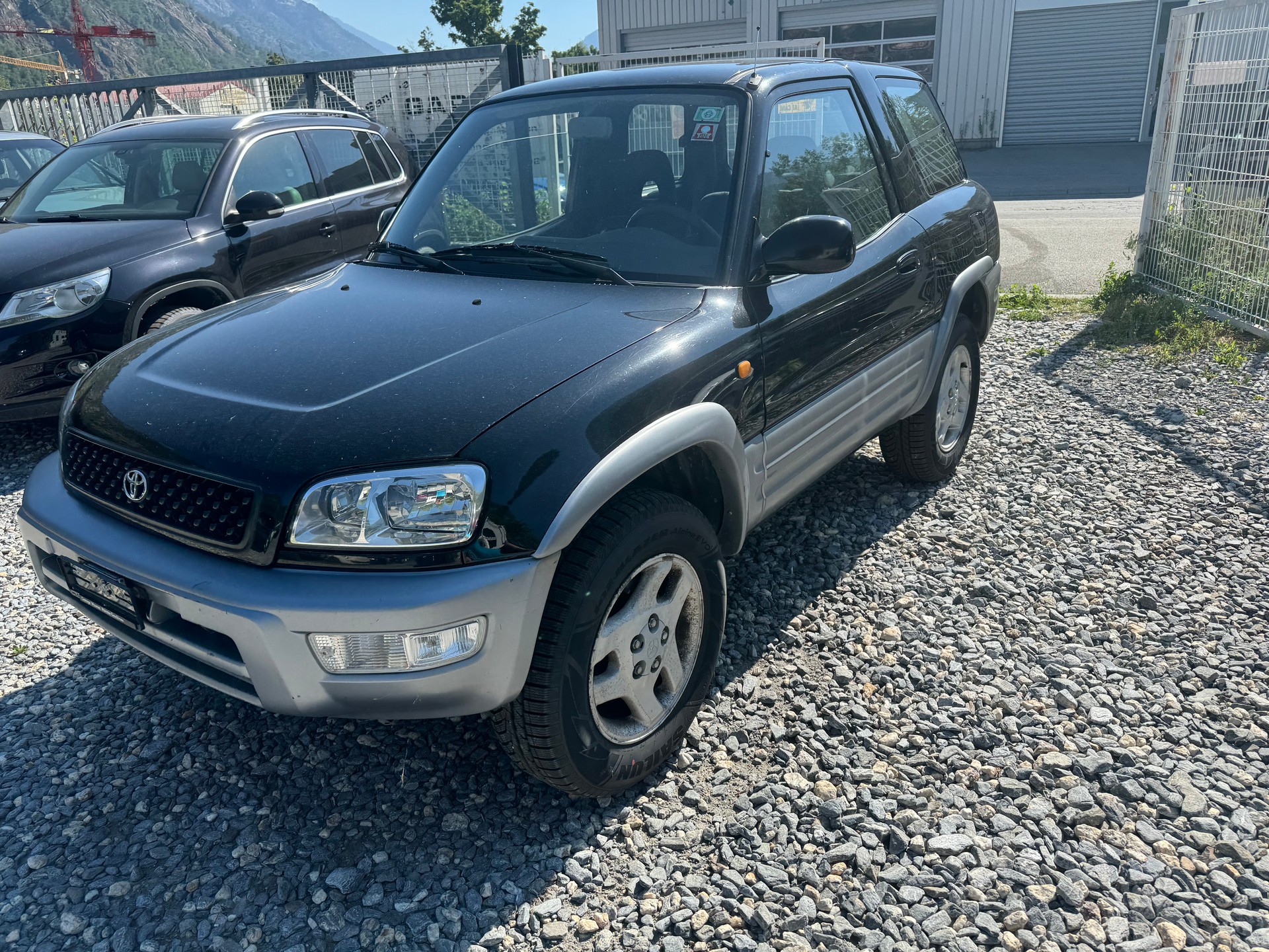 TOYOTA RAV-4 GX-image-2