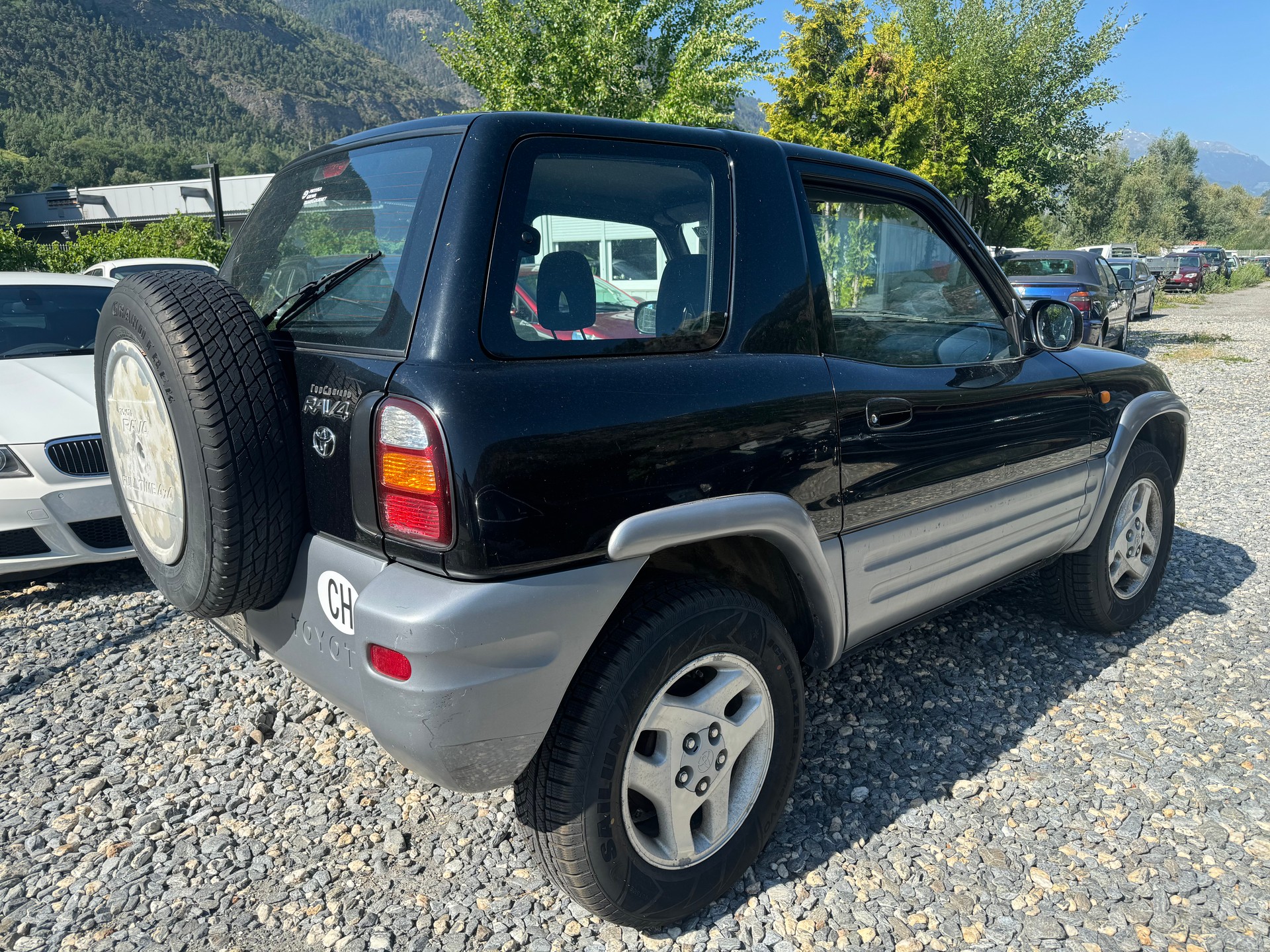 TOYOTA RAV-4 GX-image-12