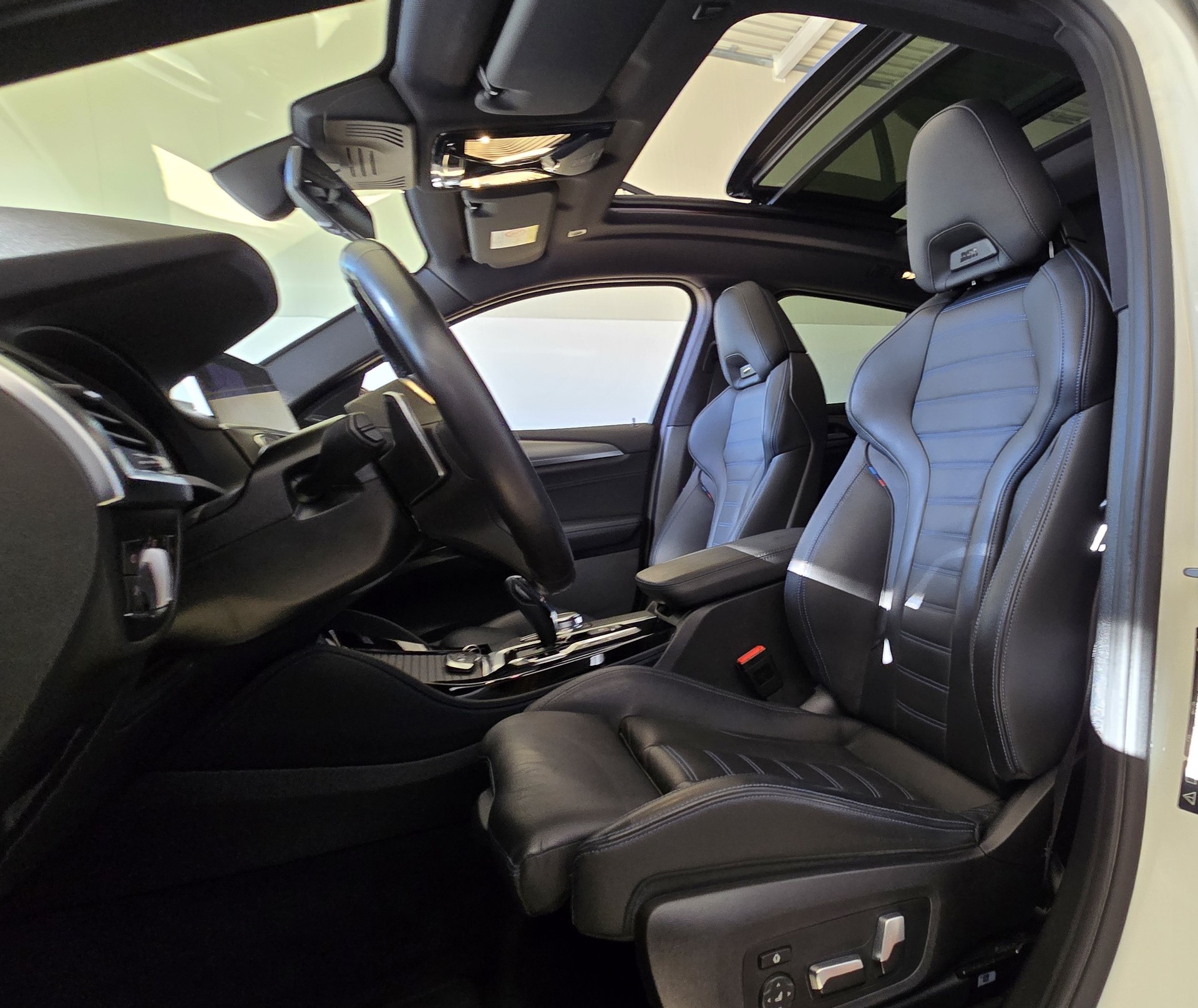BMW X4 xDrive 30d M Sport Steptronic-image-11