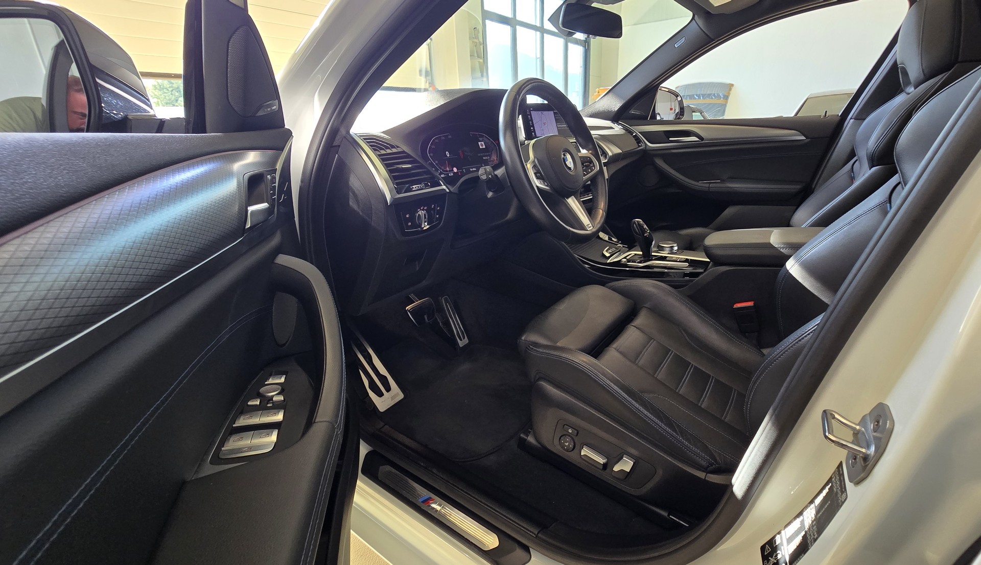 BMW X4 xDrive 30d M Sport Steptronic-image-10
