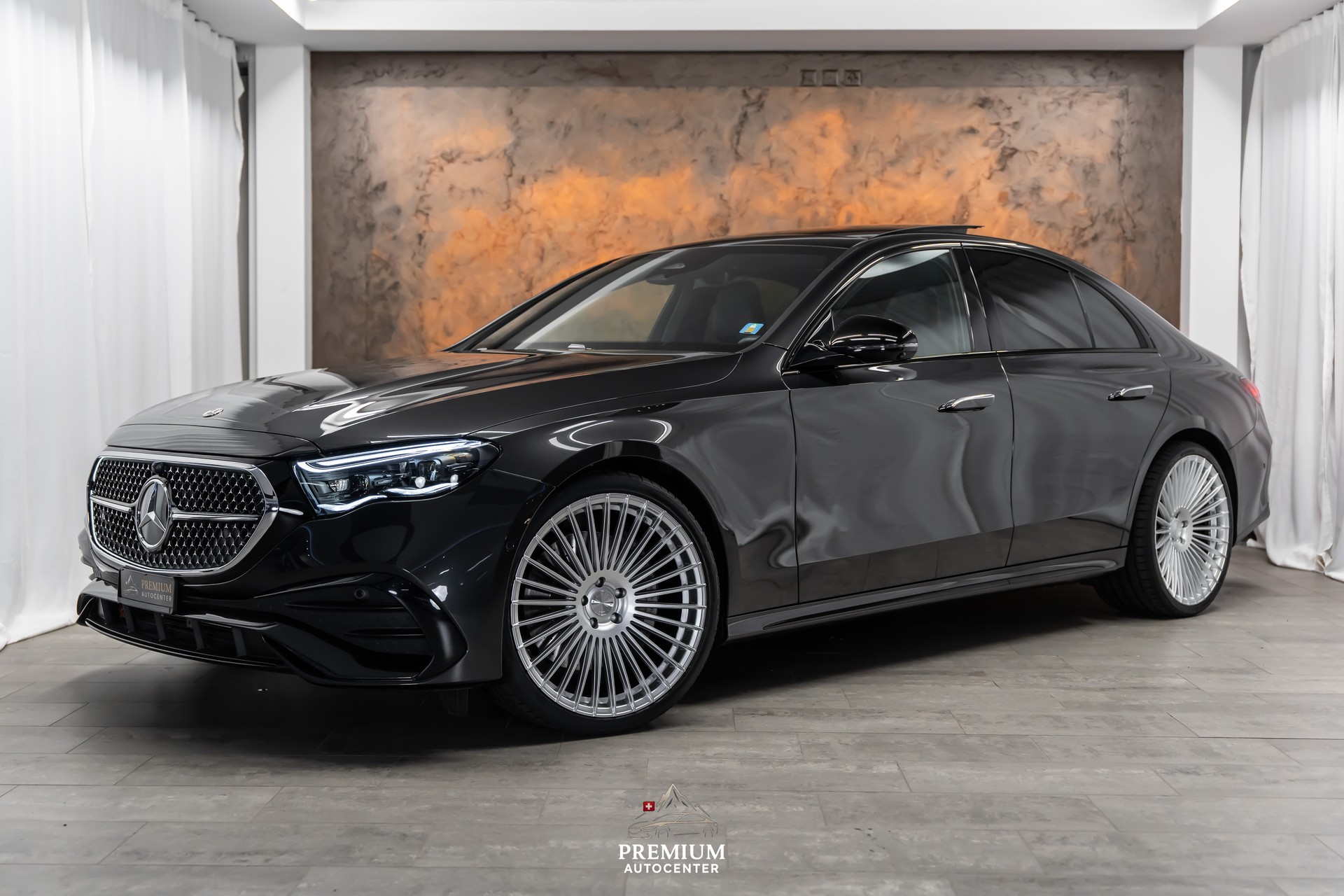 MERCEDES-BENZ E 450 d 4Matic 9G-Tronic AMG Line *Hyper-Screen*Iconic-Glow*Panorama*