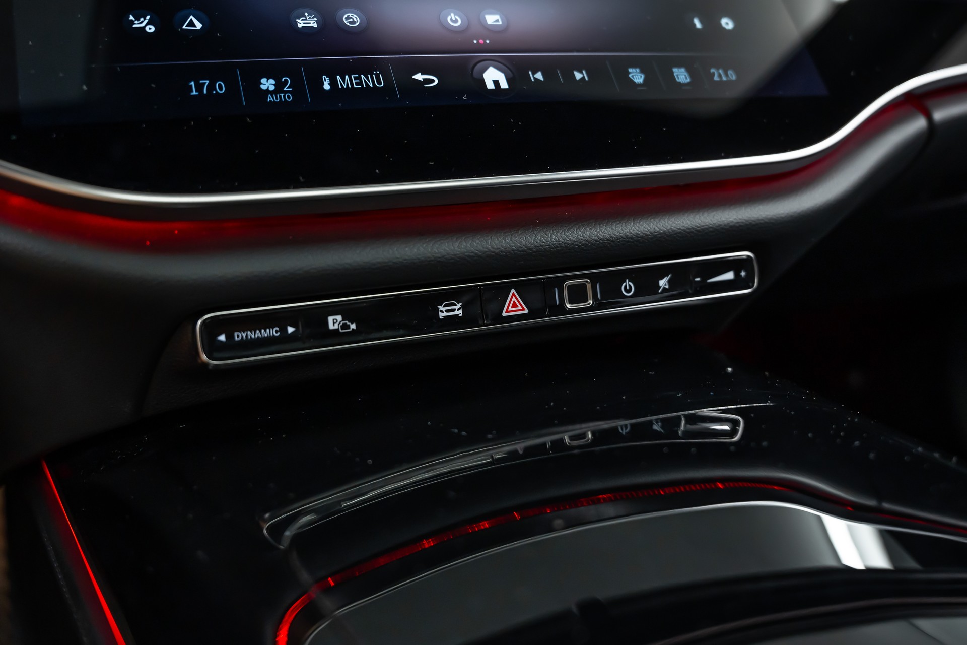 MERCEDES-BENZ E 450 d 4Matic 9G-Tronic AMG Line *Hyper-Screen*Digital-Light*Panorama*-image-23