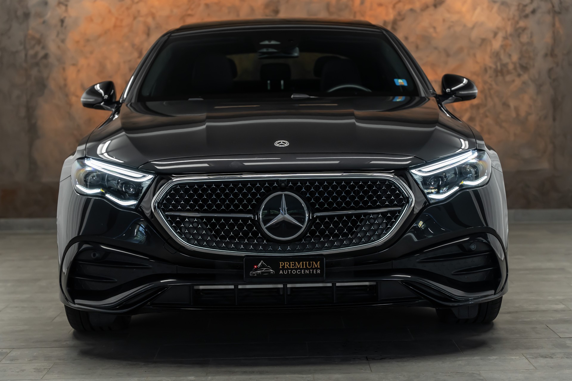 MERCEDES-BENZ E 450 d 4Matic 9G-Tronic AMG Line *Hyper-Screen*Digital-Light*Panorama*-image-2
