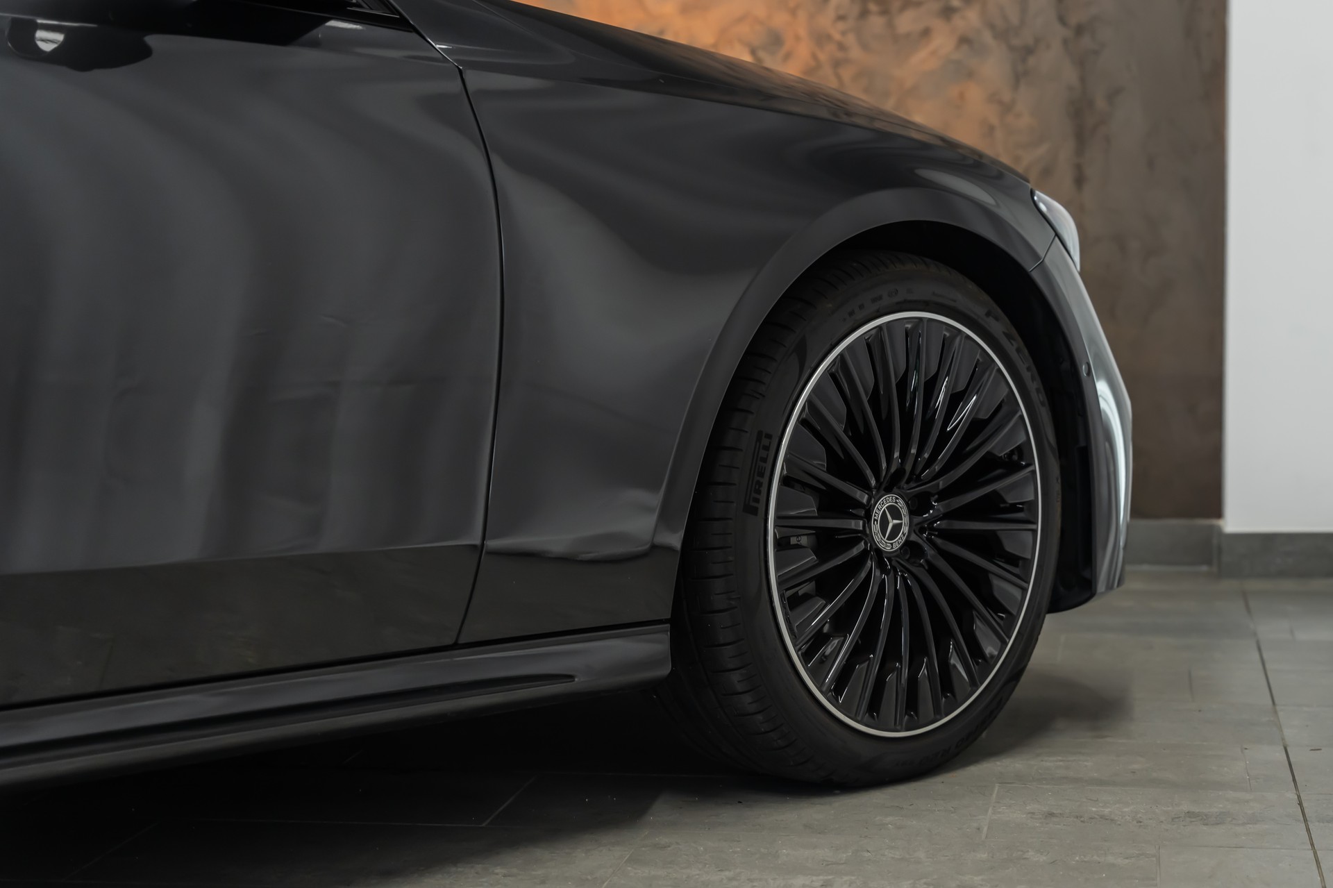 MERCEDES-BENZ E 450 d 4Matic 9G-Tronic AMG Line *Hyper-Screen*Digital-Light*Panorama*-image-11