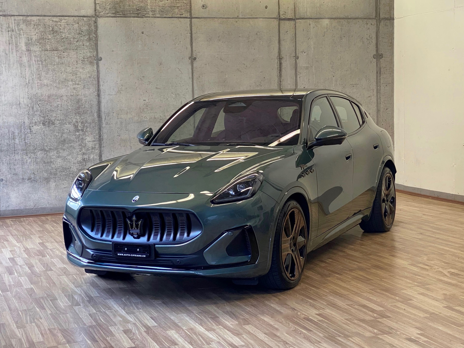 MASERATI Grecale*Folgore*105kWh*-image-0