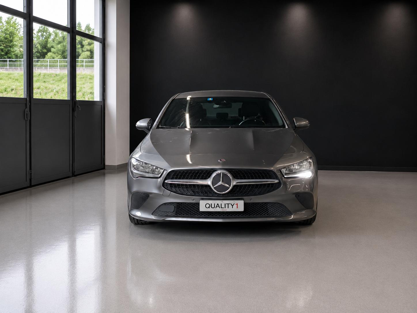 MERCEDES-BENZ CLA 180 d Progressive 7G-DCT-image-2