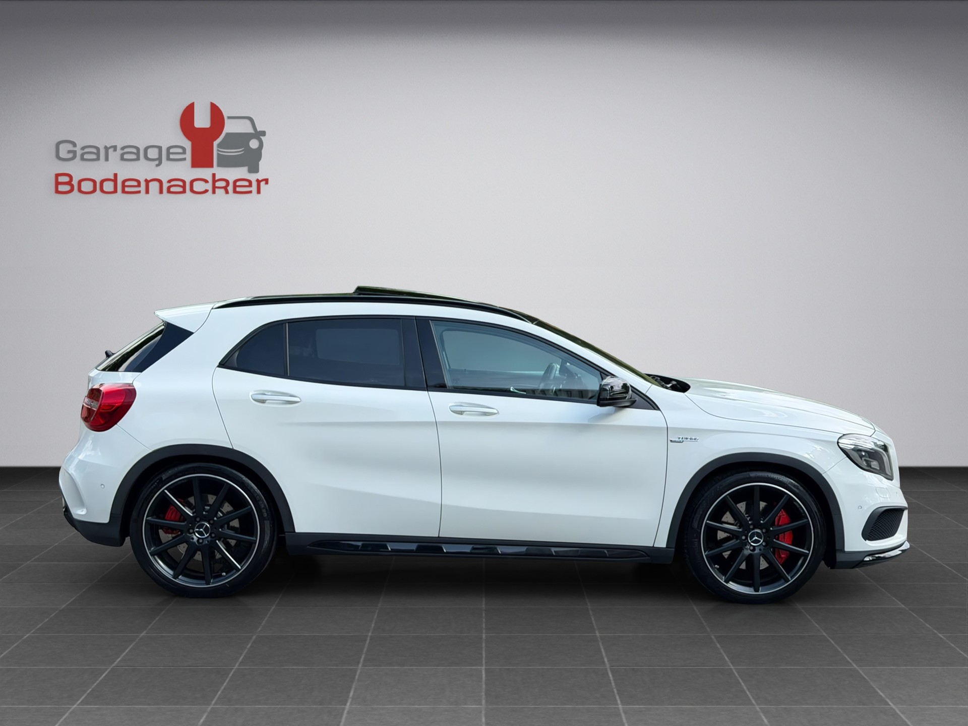 MERCEDES-BENZ GLA 45 AMG 4Matic 7G-DCT-image-5