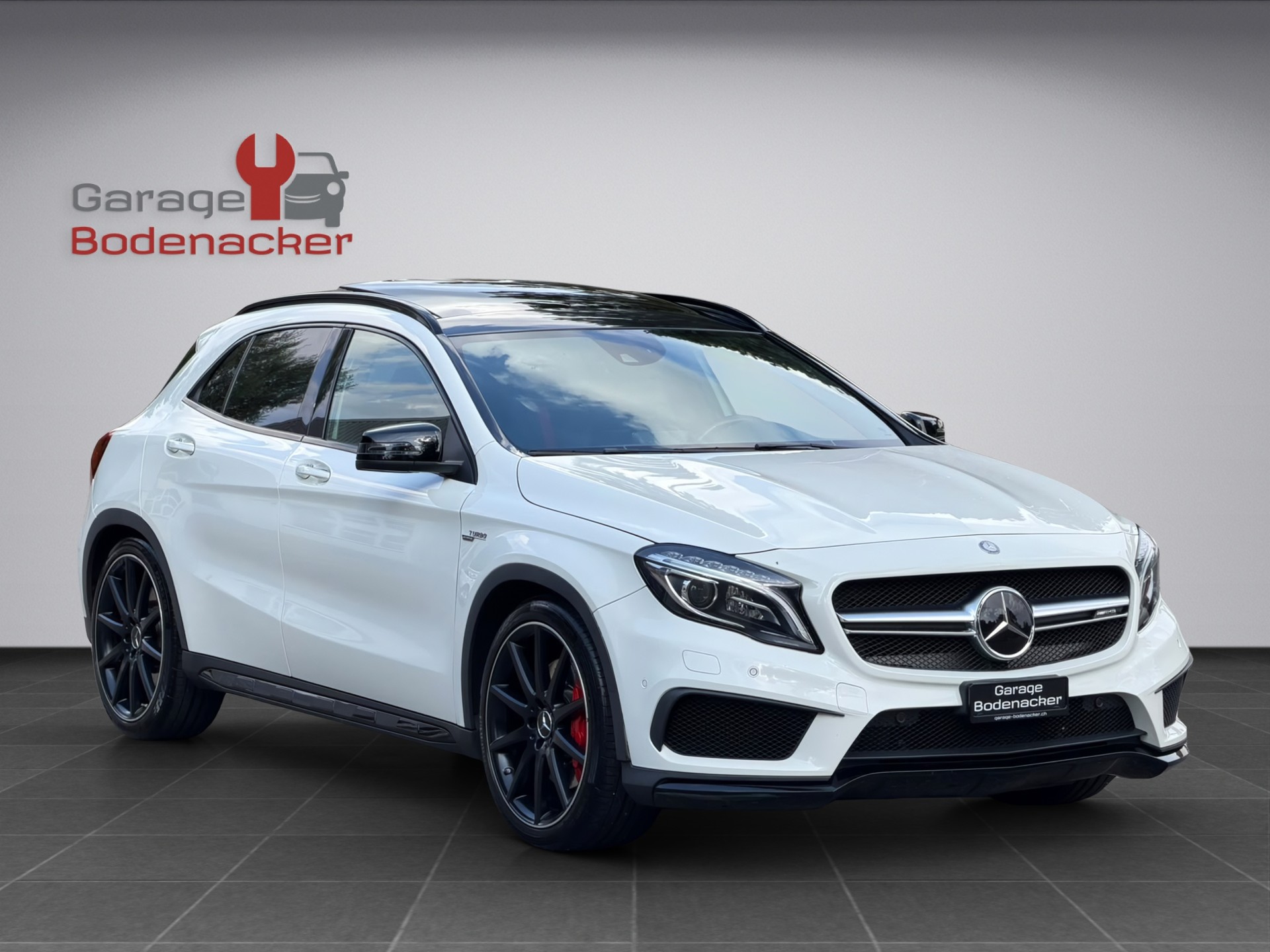 MERCEDES-BENZ GLA 45 AMG 4Matic 7G-DCT-image-6
