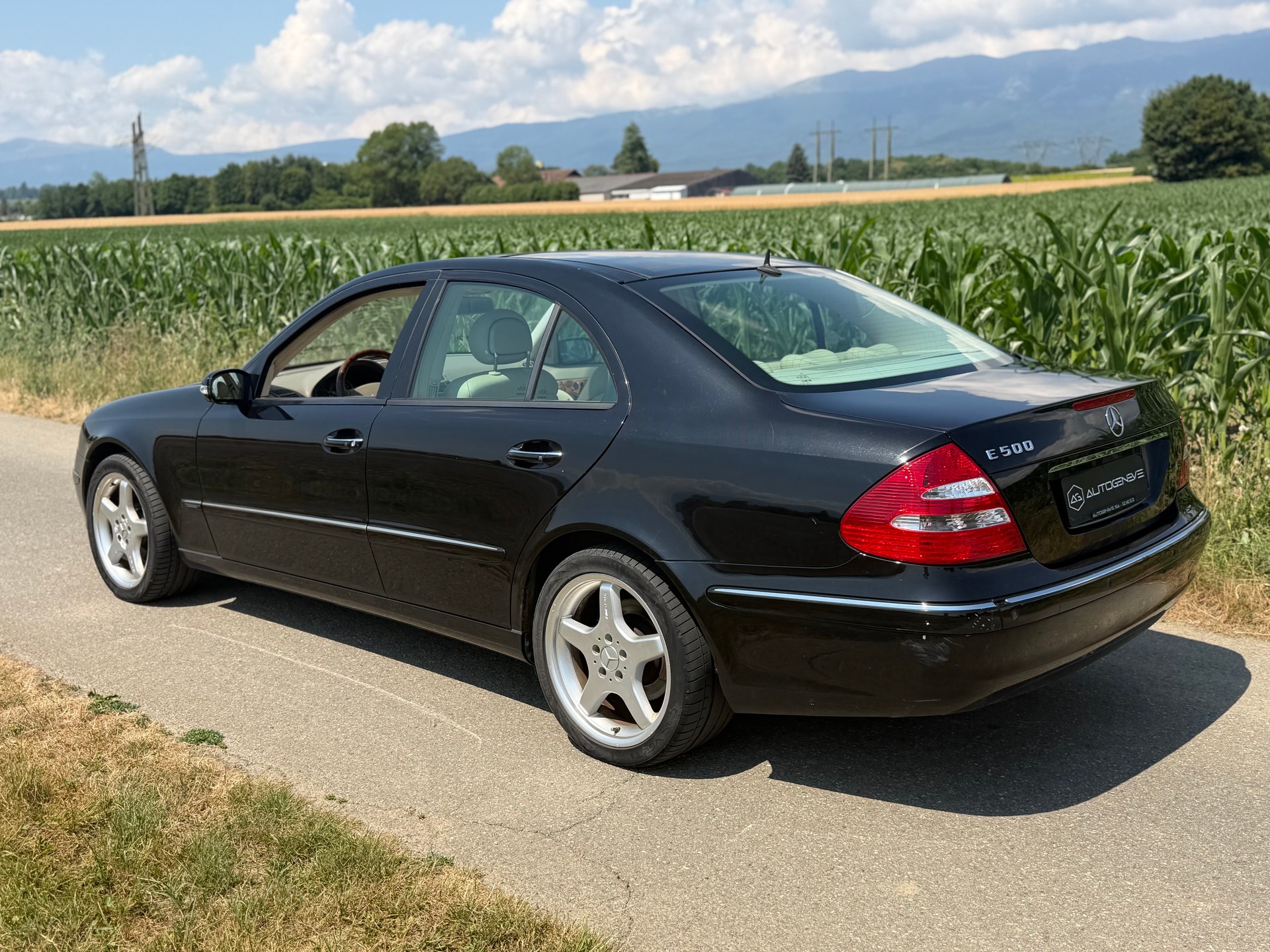 MERCEDES-BENZ E 500 Avantgarde Automatic-image-7