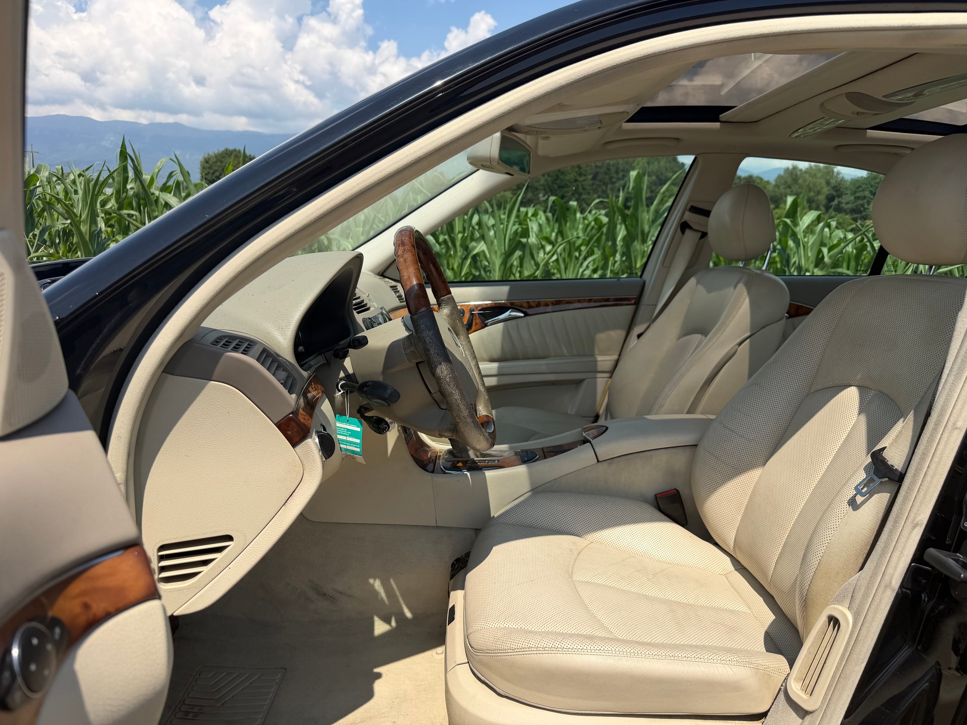 MERCEDES-BENZ E 500 Avantgarde Automatic-image-8