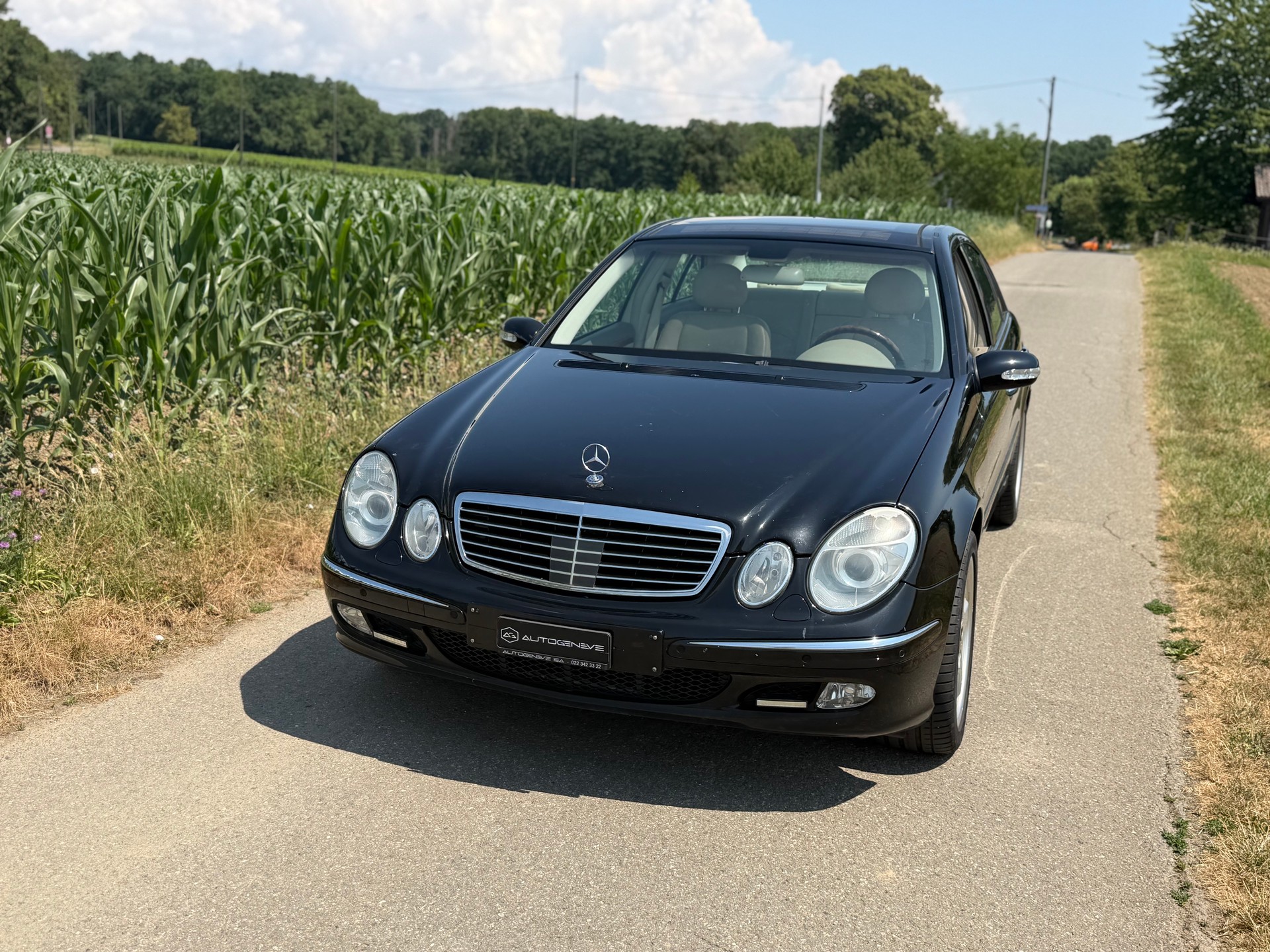 MERCEDES-BENZ E 500 Avantgarde Automatic-image-1