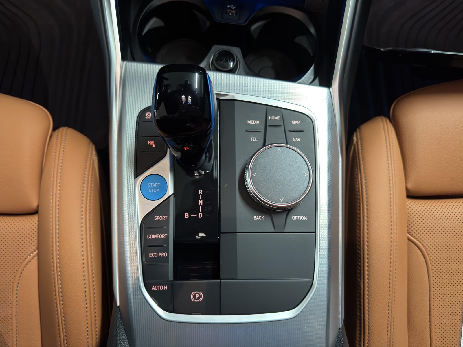 BMW i4 eDrive40-image-18