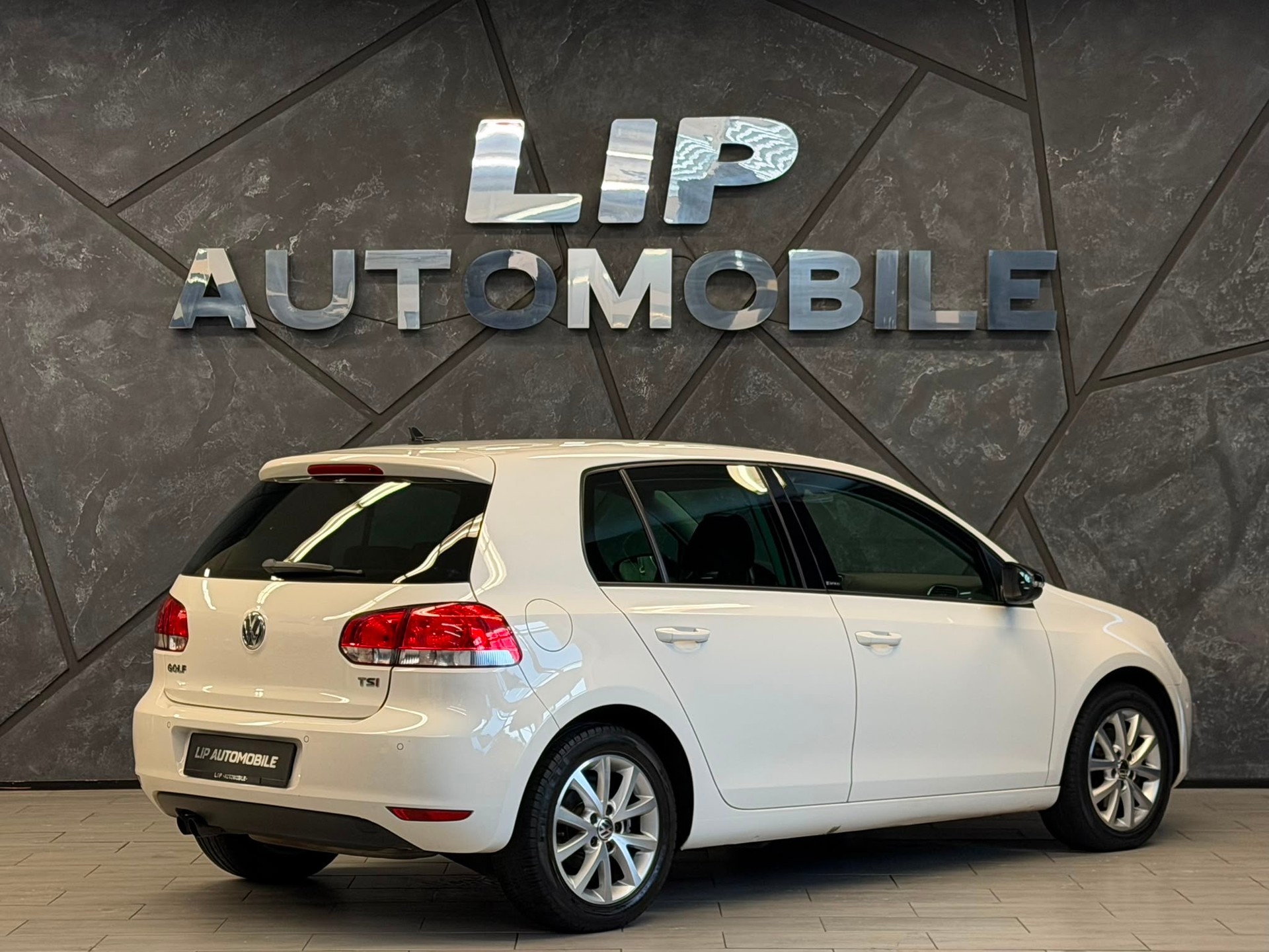 VW Golf 1.4 TSI Style-image-5