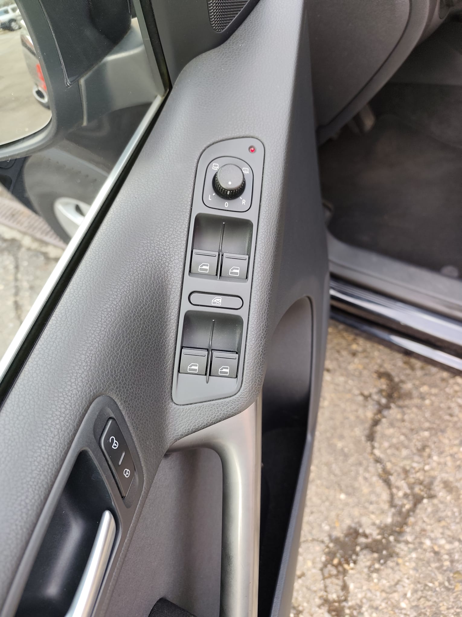 VW Tiguan 1.4 TSI Trend&Fun-image-5