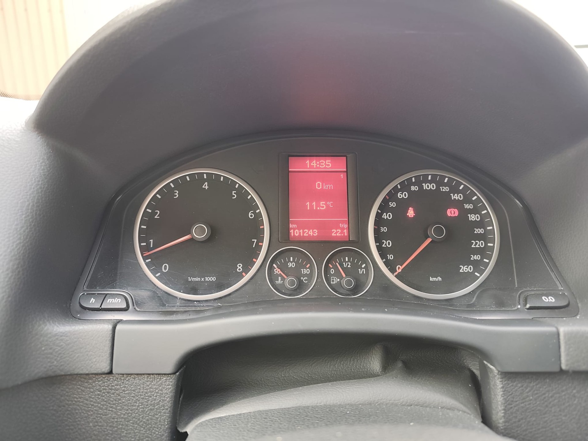 VW Tiguan 1.4 TSI Trend&Fun-image-8