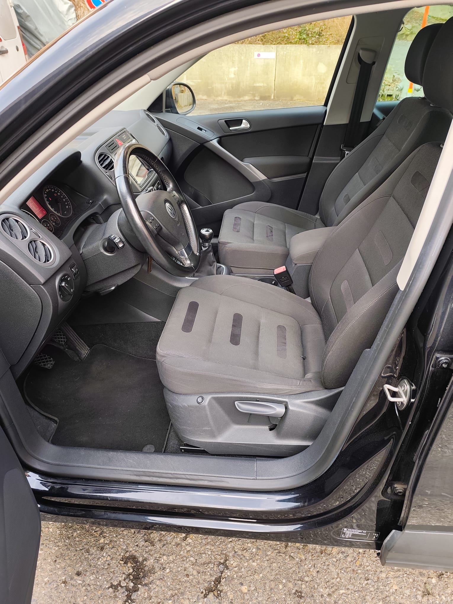 VW Tiguan 1.4 TSI Trend&Fun-image-4