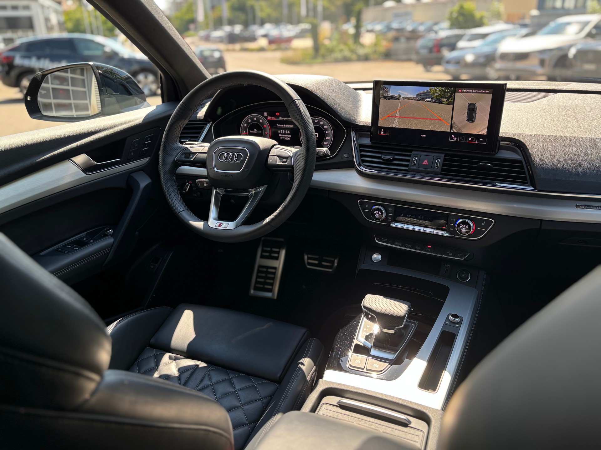 AUDI Q5 2.0 40 TFSI S Line quattro S-Tronic-image-13