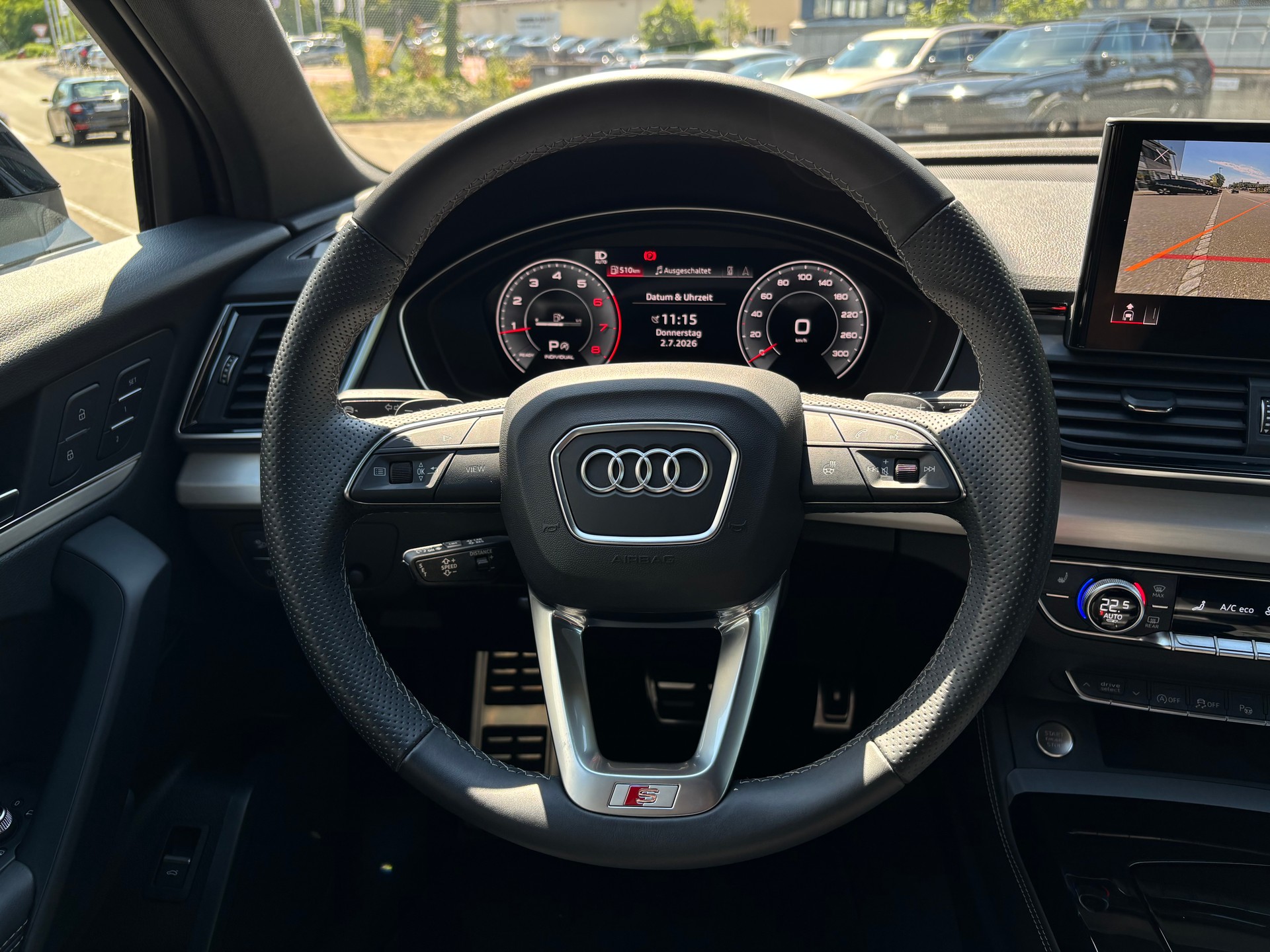 AUDI Q5 2.0 40 TFSI S Line quattro S-Tronic-image-17