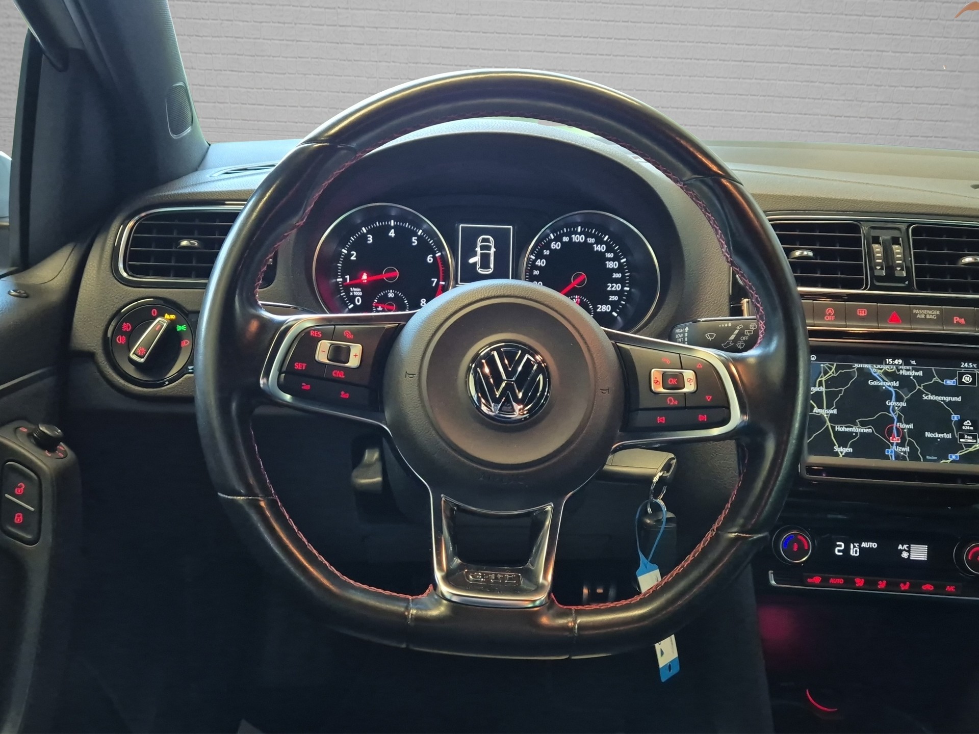 VW Polo 1.8 TSI GTI-image-19