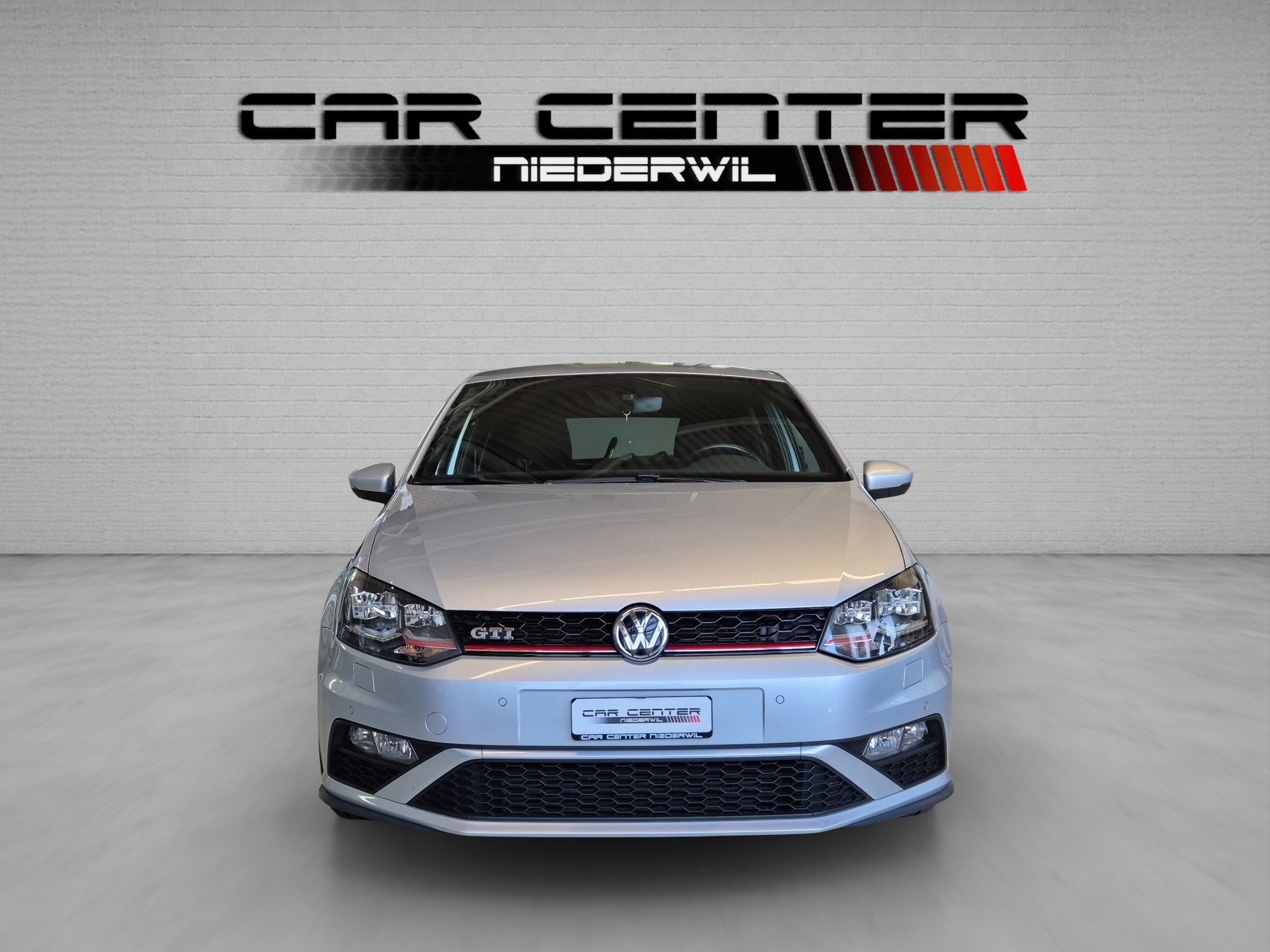 VW Polo 1.8 TSI GTI-image-2