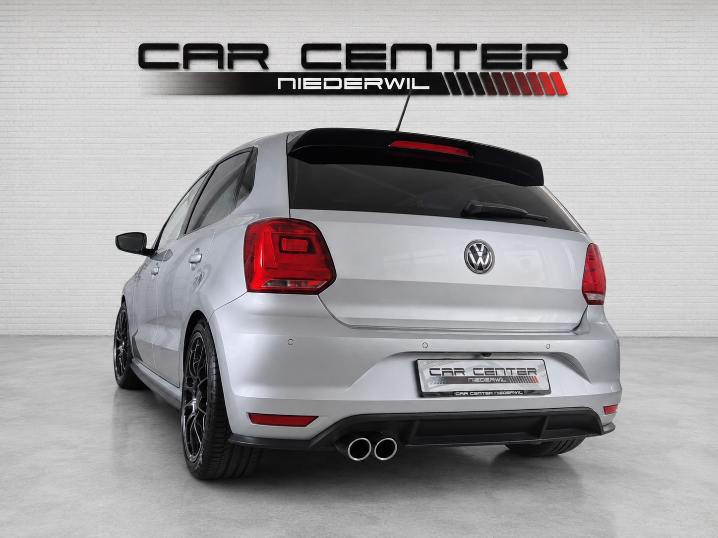 VW Polo 1.8 TSI GTI-image-10