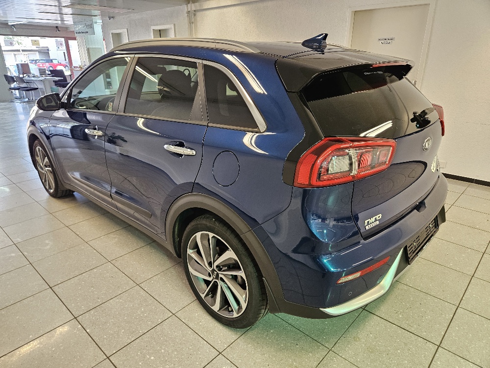 KIA Niro 1.6GDi Hybrid Style DCT-image-6