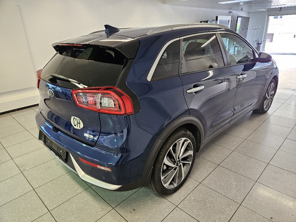 KIA Niro 1.6GDi Hybrid Style DCT-image-4