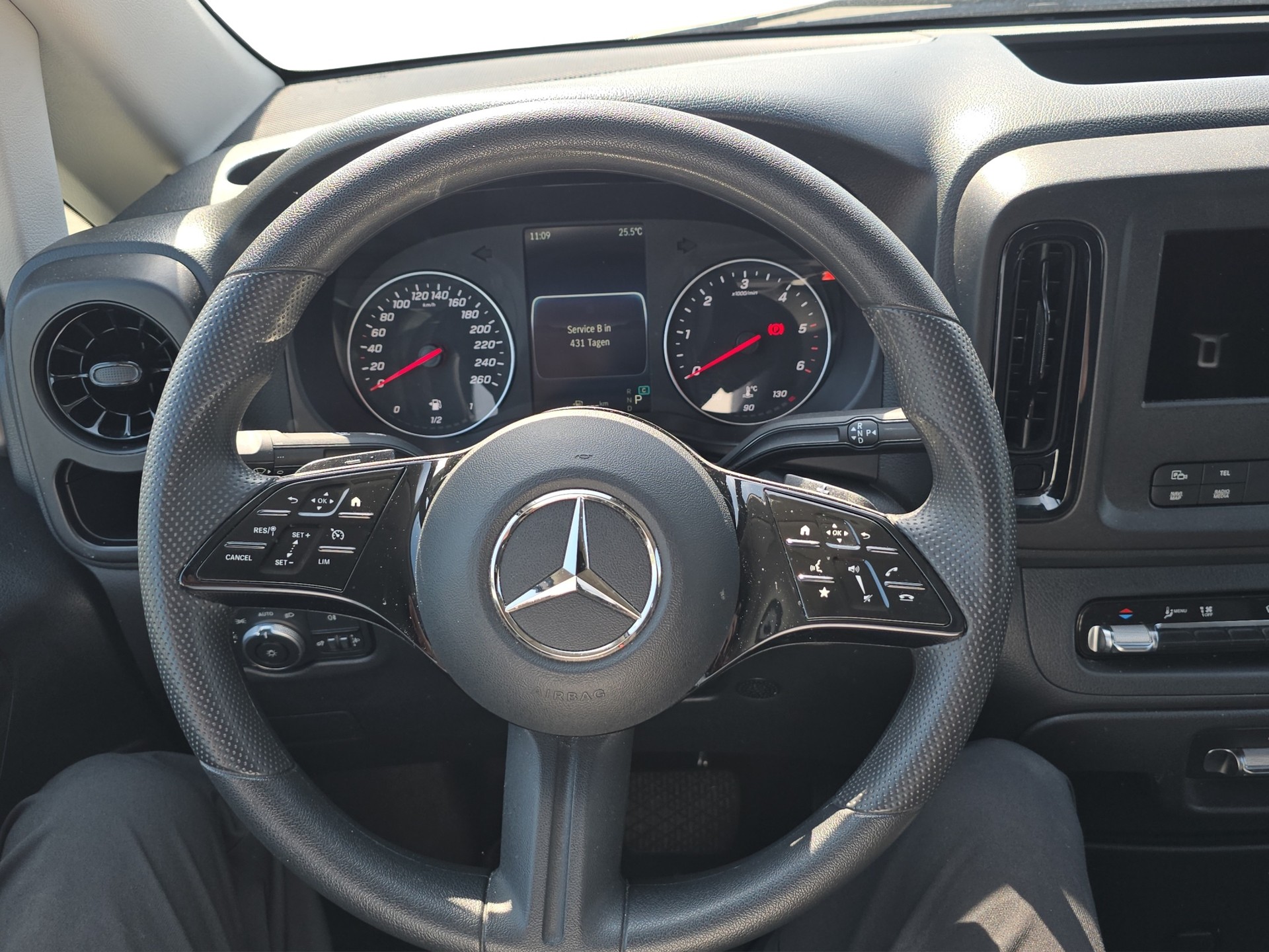 MERCEDES-BENZ Vito 114 CDI Lang 9G-Tronic Base-image-8