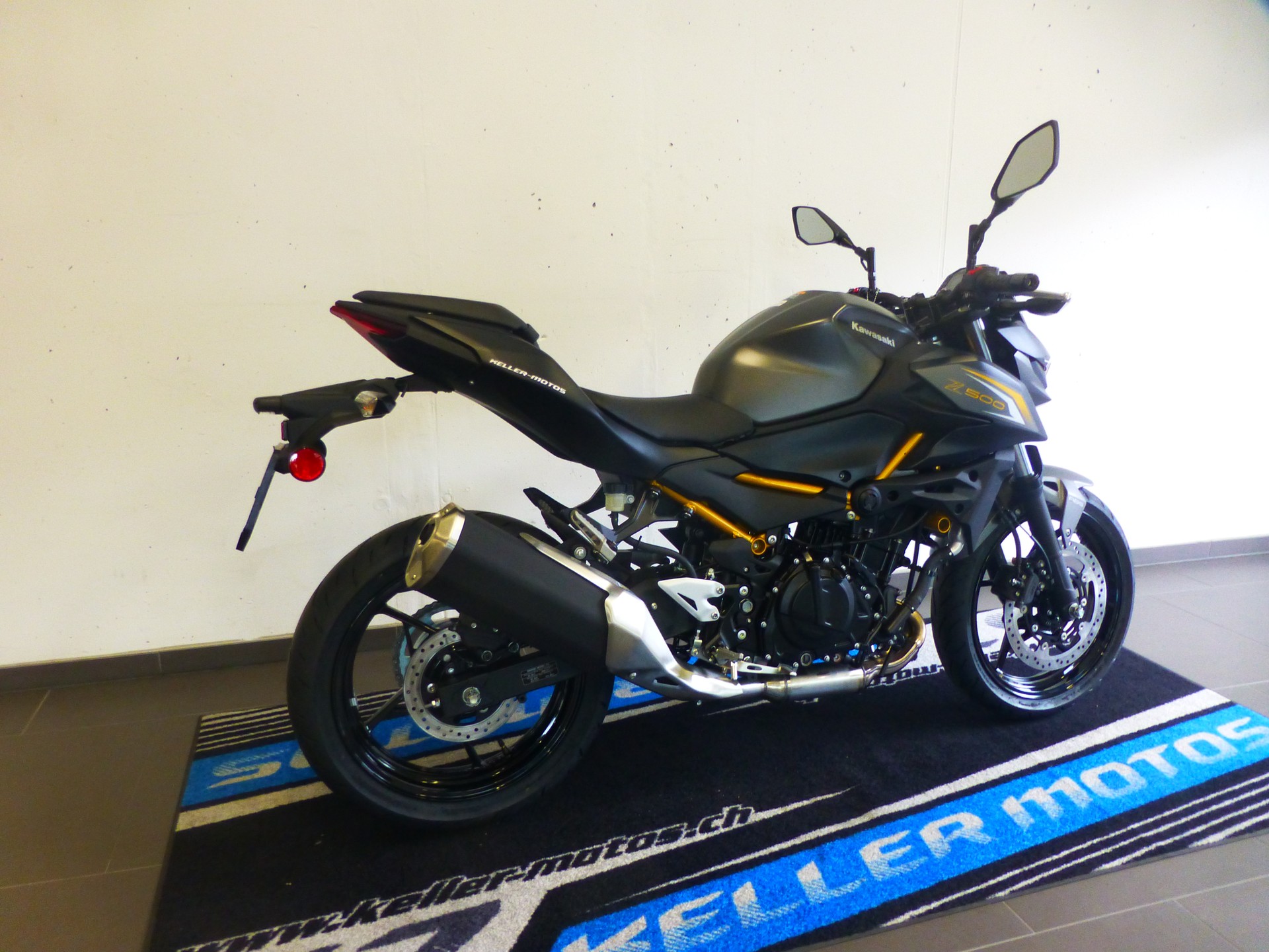 KAWASAKI Z 500-showroom-element-3