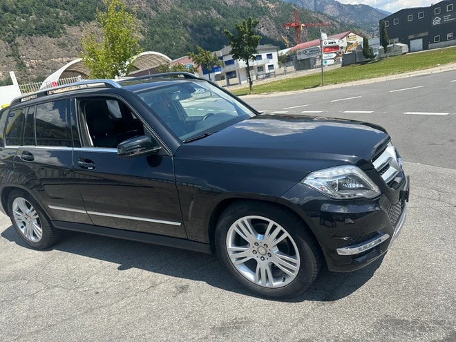 MERCEDES-BENZ GLK 220 BlueTEC 4Matic 7G-Tronic-image-11