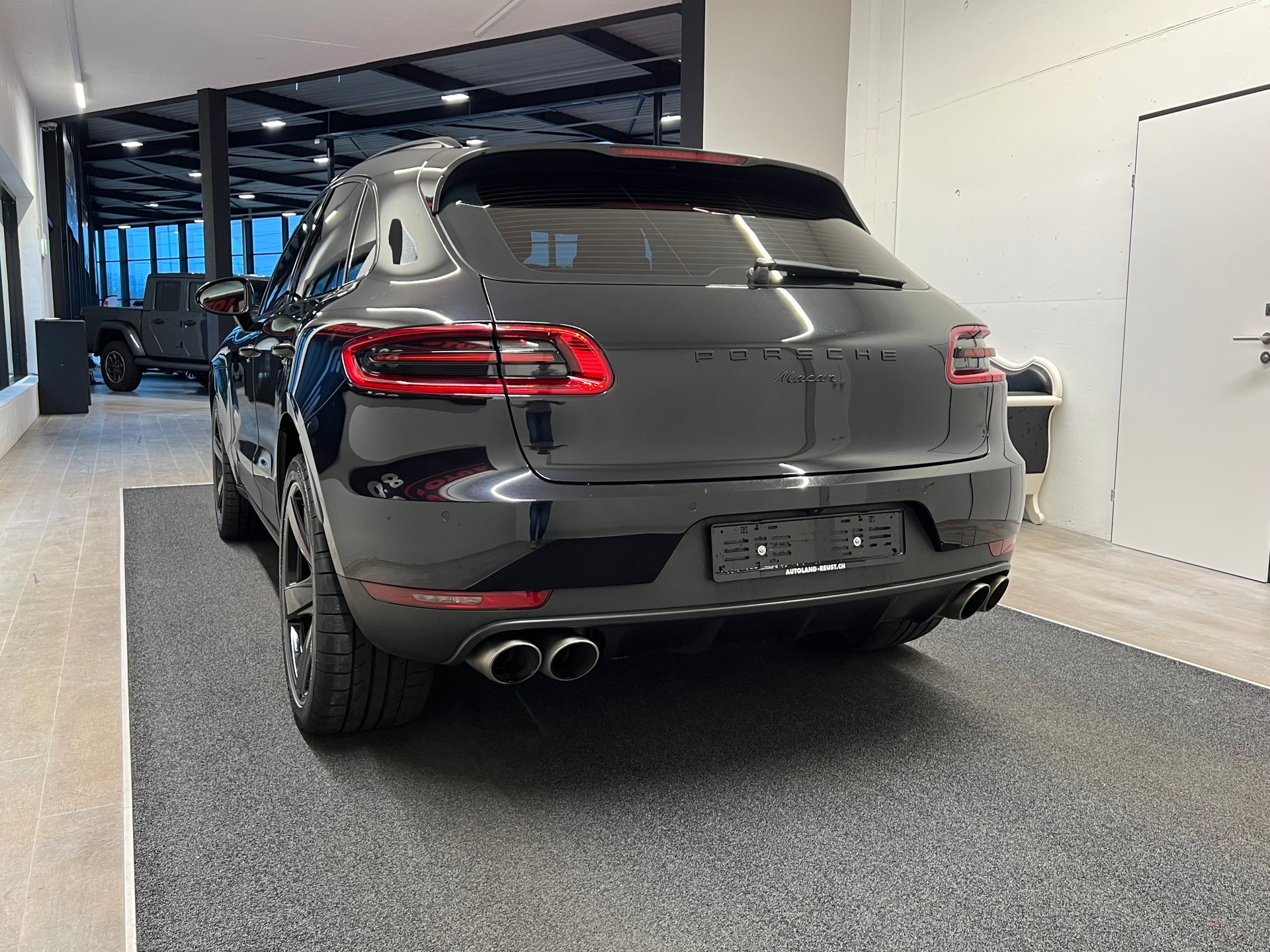 PORSCHE Macan S Diesel PDK-image-7
