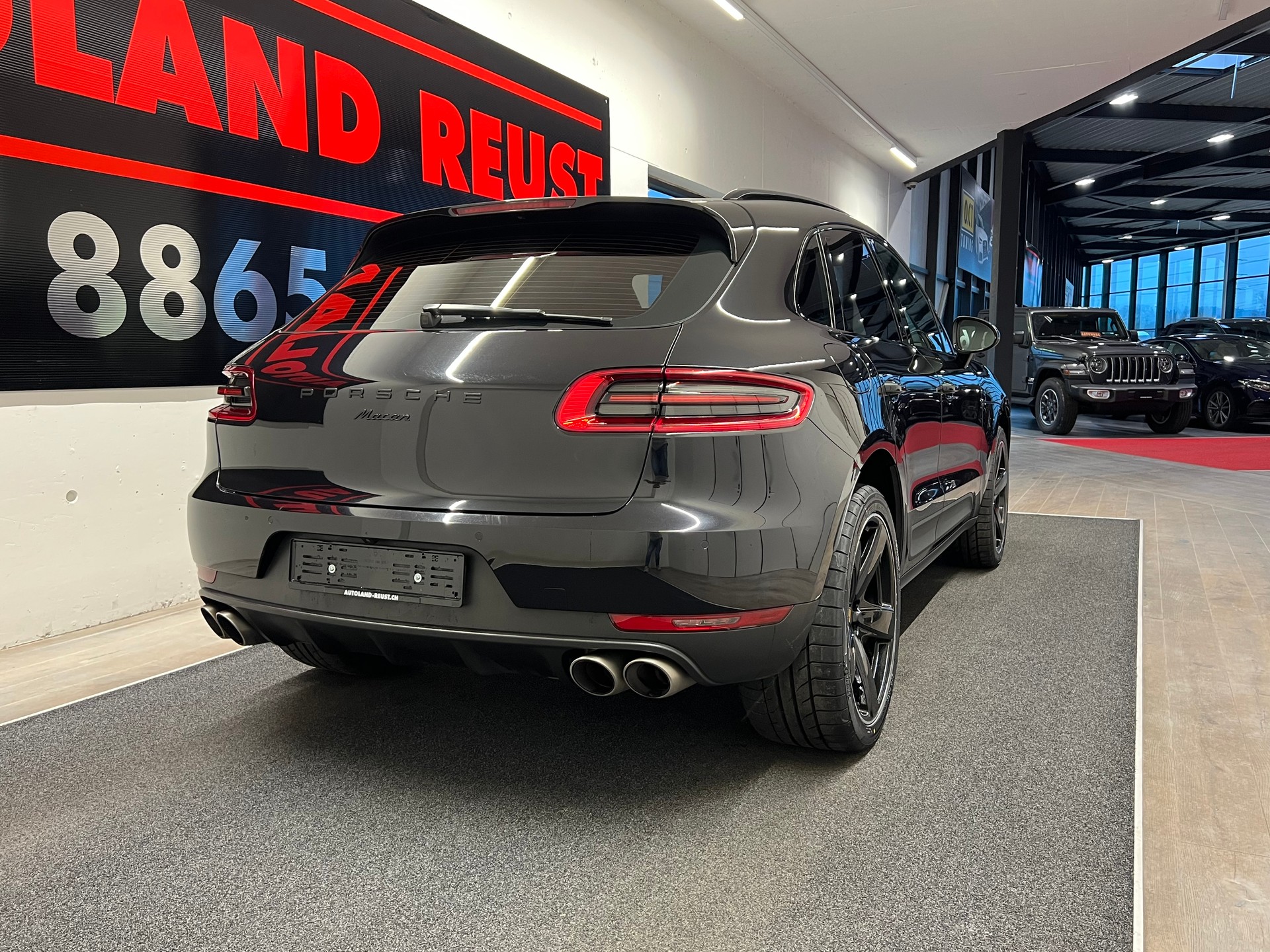 PORSCHE Macan S Diesel PDK-image-6