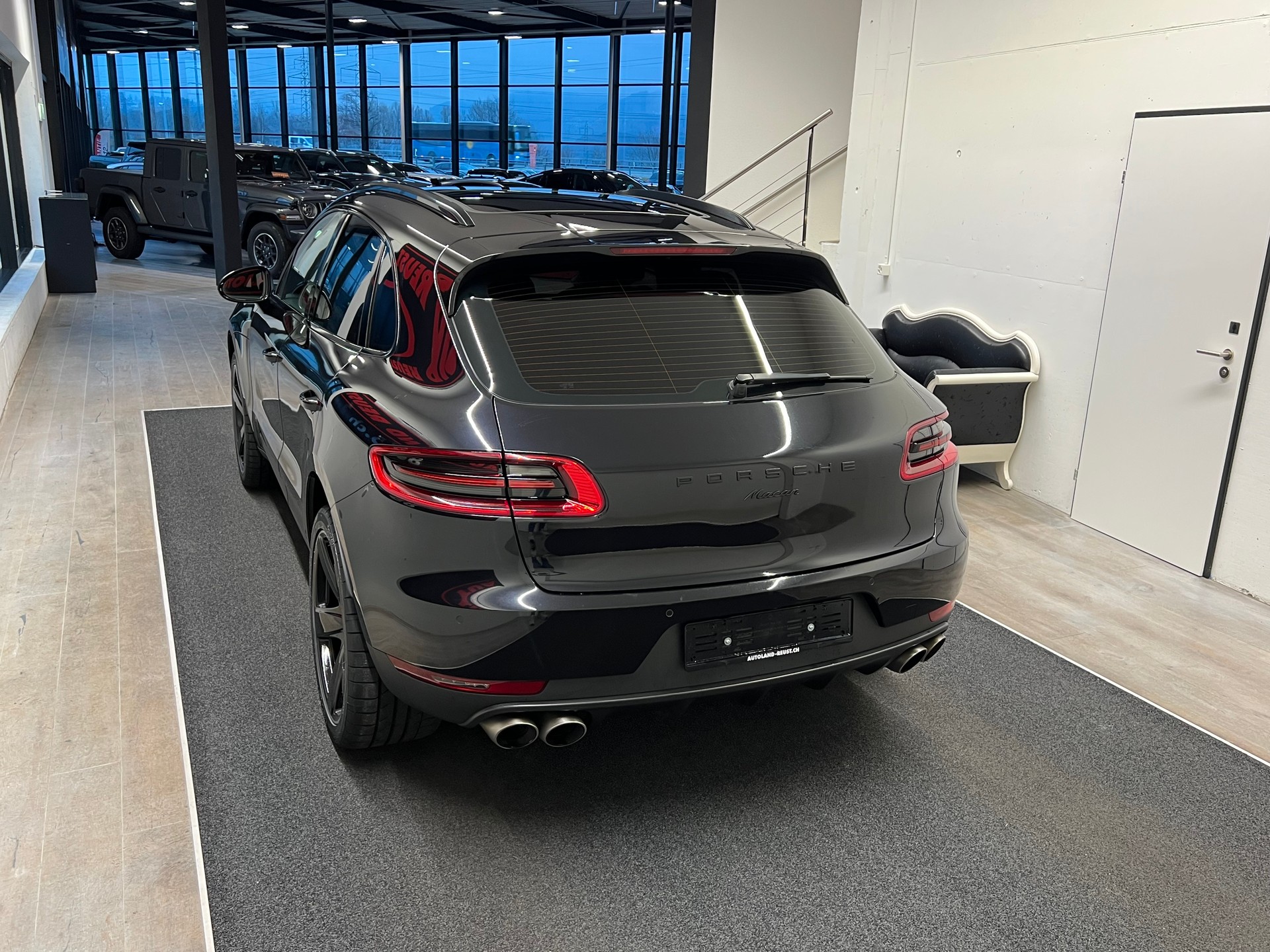 PORSCHE Macan S Diesel PDK-image-8