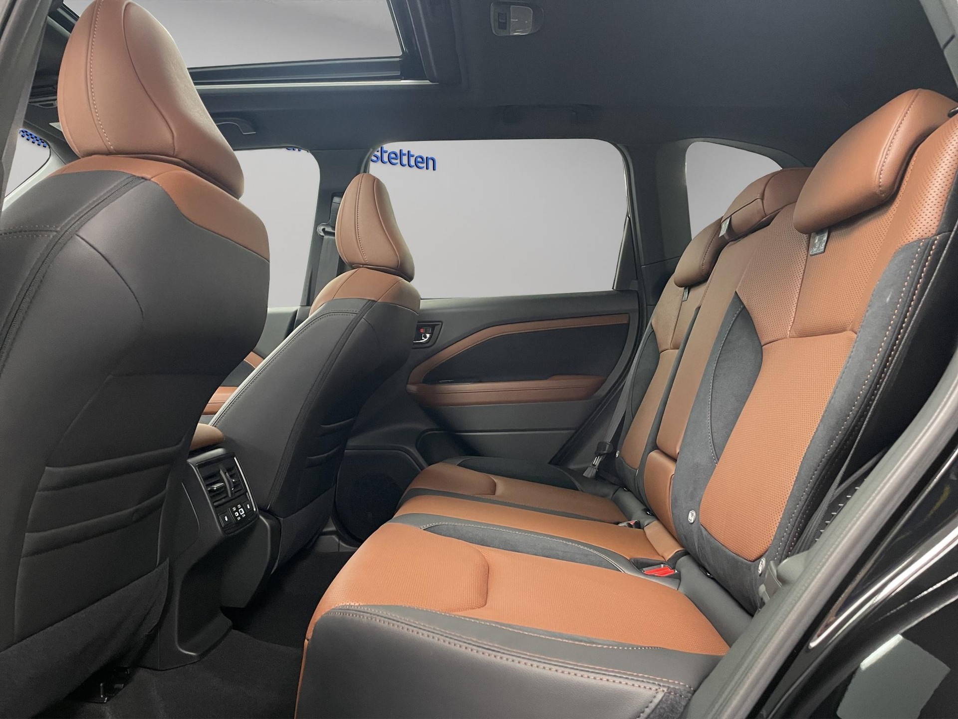 SUBARU Forester Station 2.0i e-Boxer Luxury-image-9