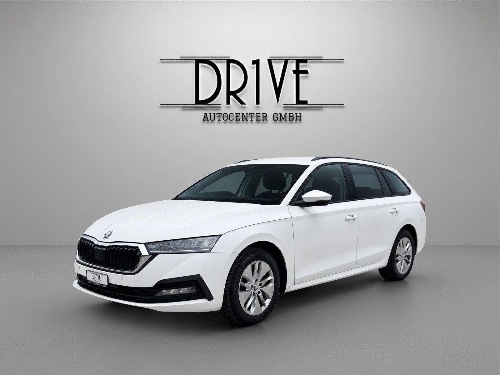 SKODA Octavia Combi 2.0 TDI DSG Ambition 4x4-image-0